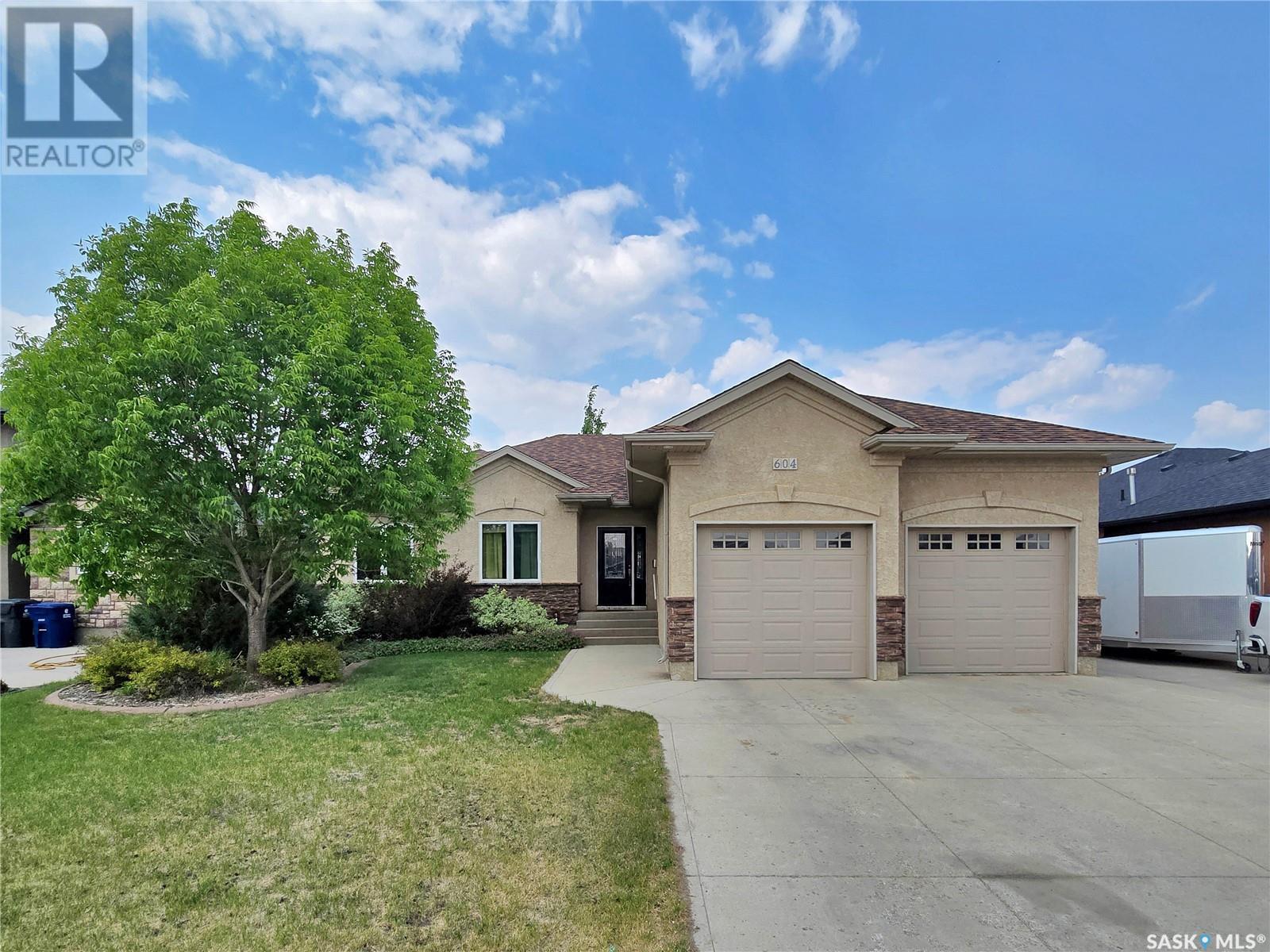604 Thiessen STREET, Warman, Saskatchewan