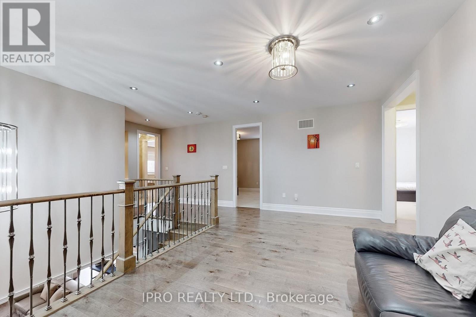 421 Ginger Gate N, Oakville (Go Glenorchy), Ontario  L6M 1N2 - Photo 30 - W12205923