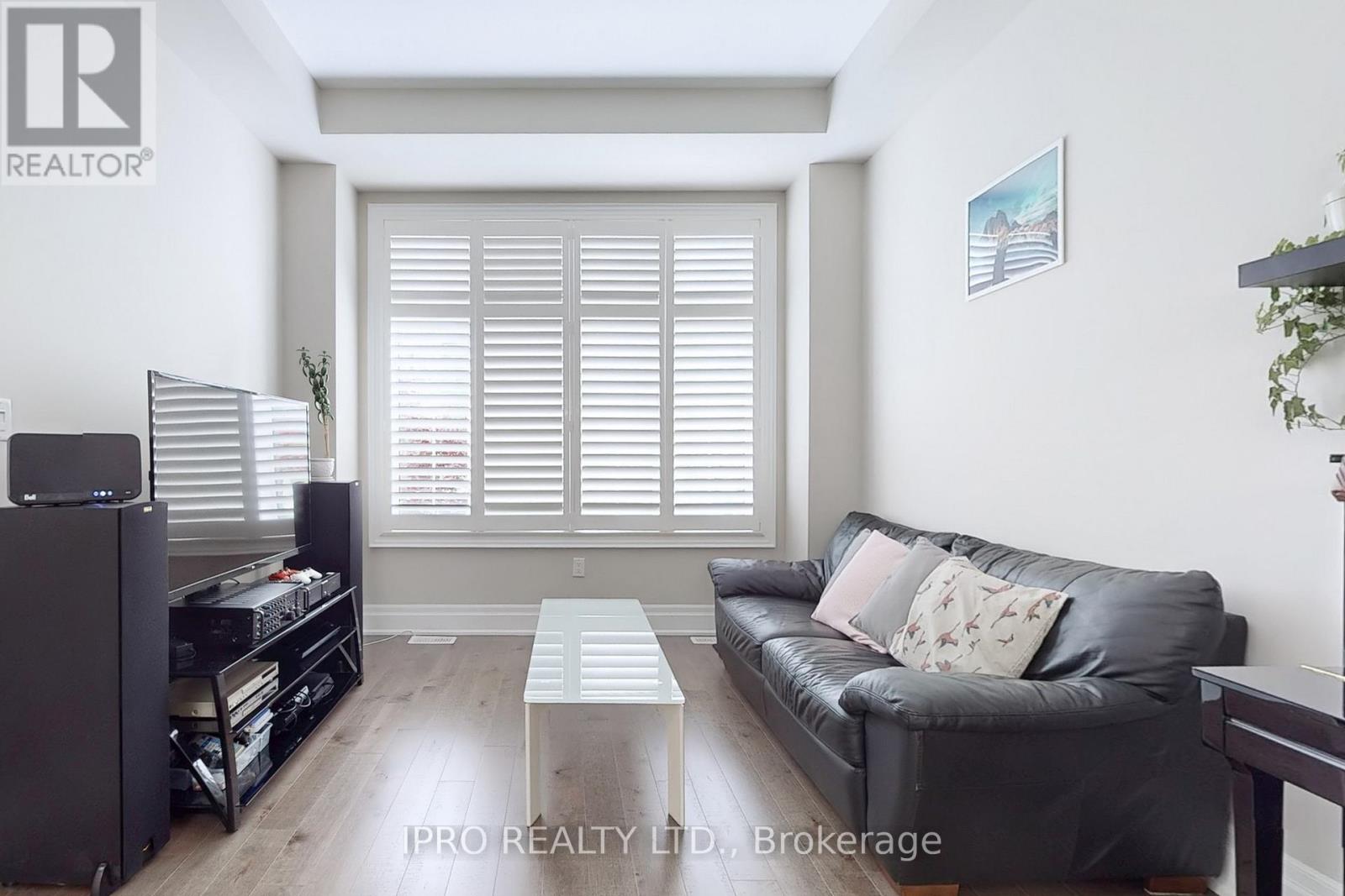 421 Ginger Gate N, Oakville (Go Glenorchy), Ontario  L6M 1N2 - Photo 6 - W12205923