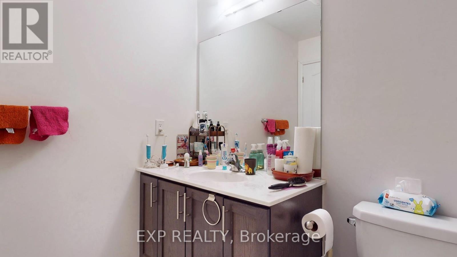 1163 Carnegie Drive, Mississauga, Ontario  L5E 0A6 - Photo 27 - W12205925