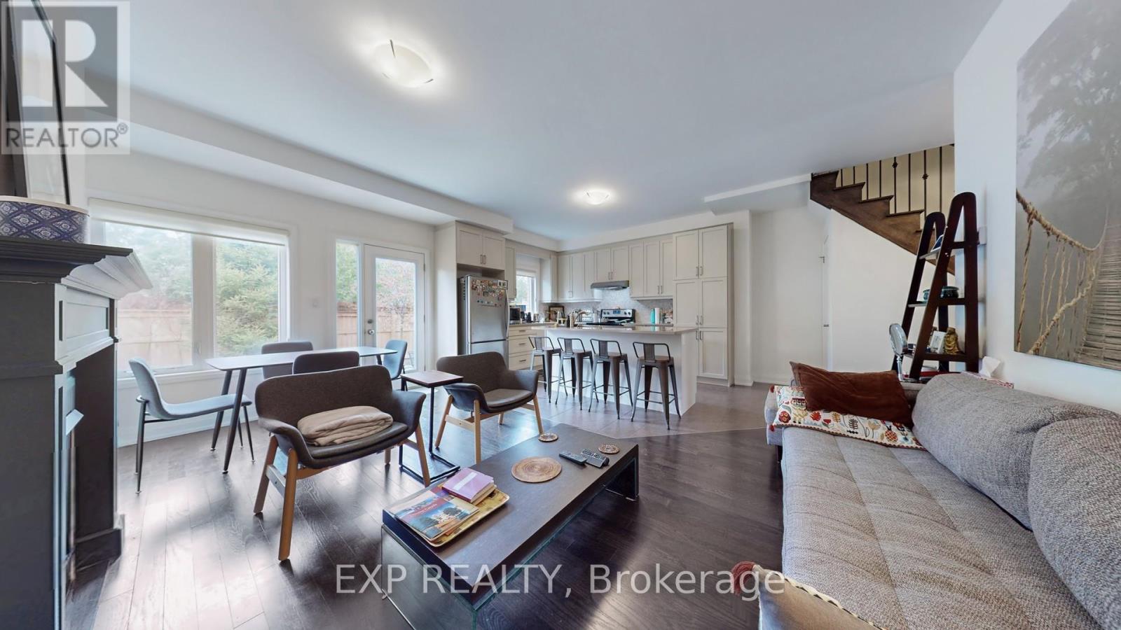 1163 Carnegie Drive, Mississauga, Ontario  L5E 0A6 - Photo 3 - W12205925