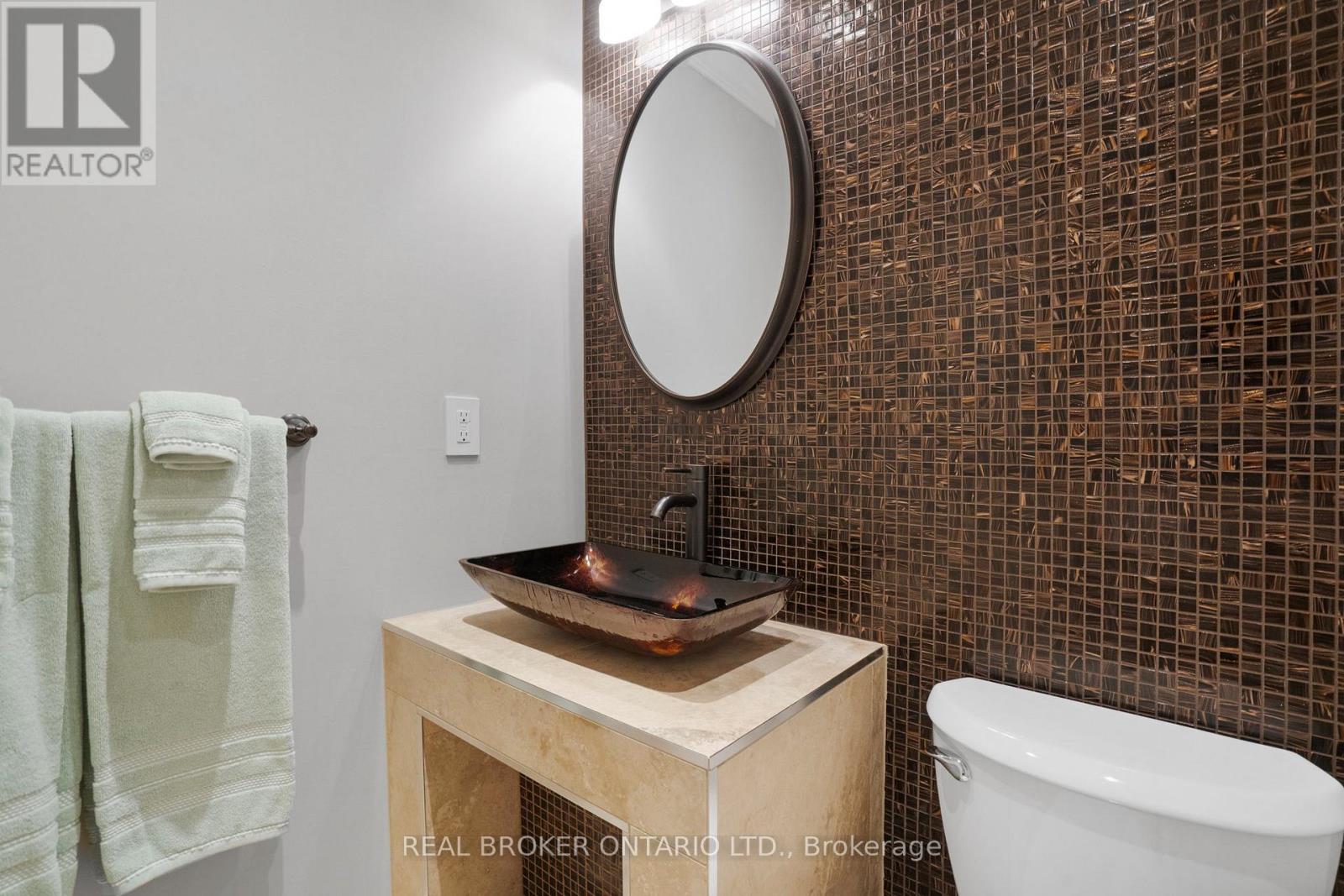 11 Fountainbridge Drive, Caledon, Ontario  L7E 1P6 - Photo 20 - W12205934