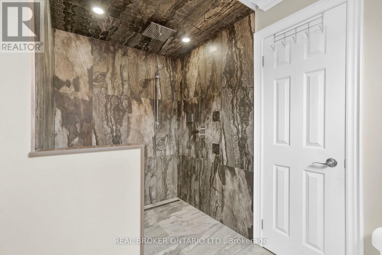 11 Fountainbridge Drive, Caledon, Ontario  L7E 1P6 - Photo 25 - W12205934