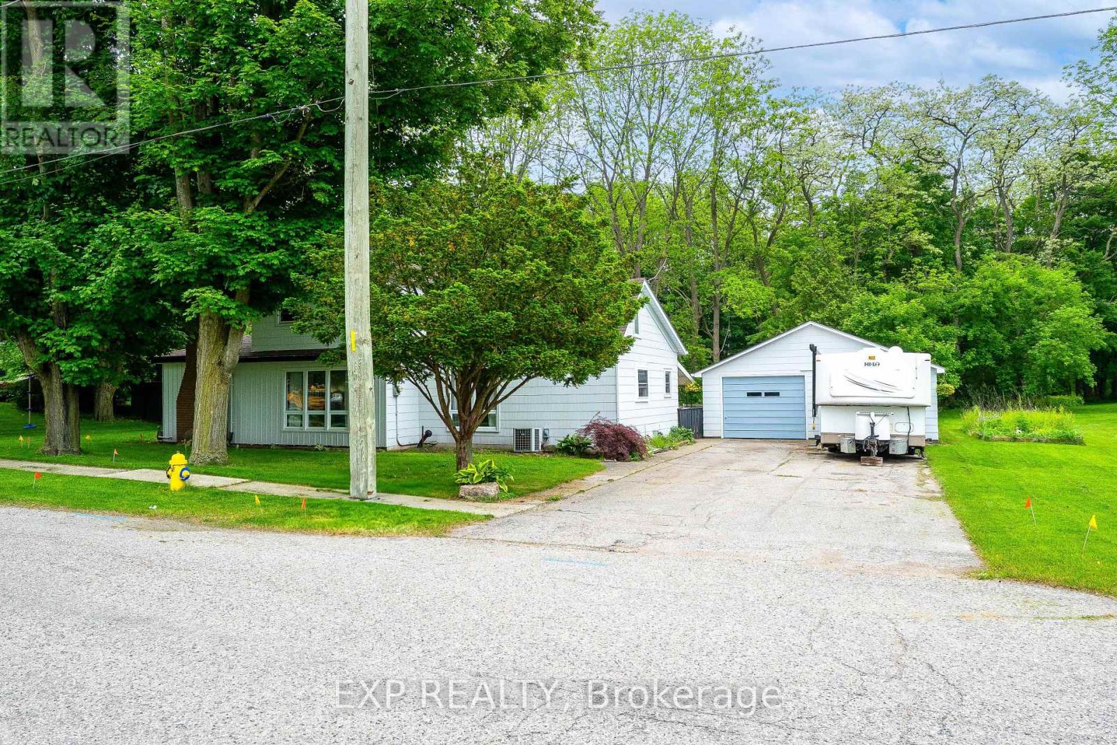 21 Norfolk Street, Norwich, Ontario  N0J 1R0 - Photo 1 - X12205891