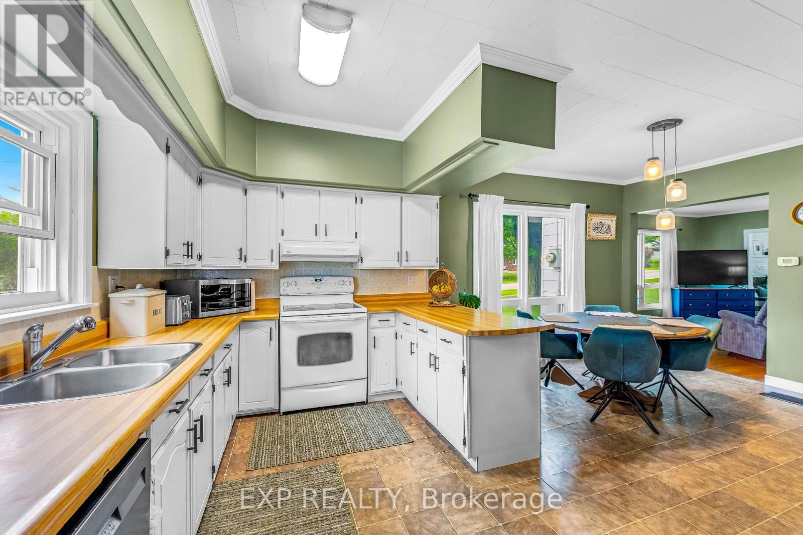 21 Norfolk Street, Norwich, Ontario  N0J 1R0 - Photo 17 - X12205891