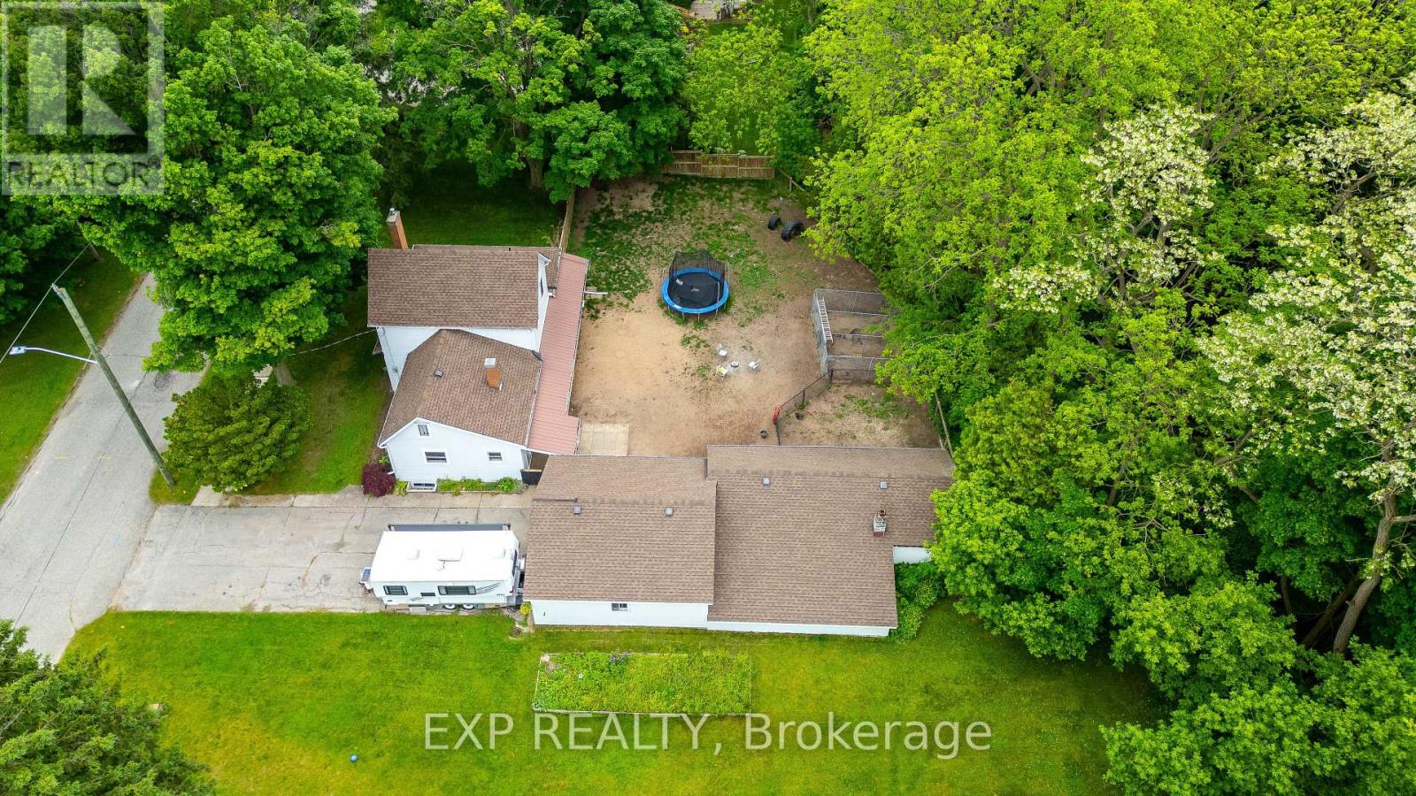21 Norfolk Street, Norwich, Ontario  N0J 1R0 - Photo 8 - X12205891