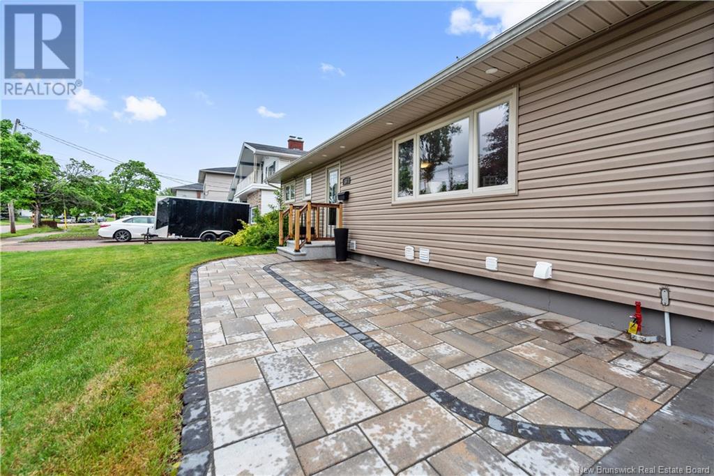 58 Vine Avenue, Moncton, New Brunswick  E1E 1J9 - Photo 3 - NB120237