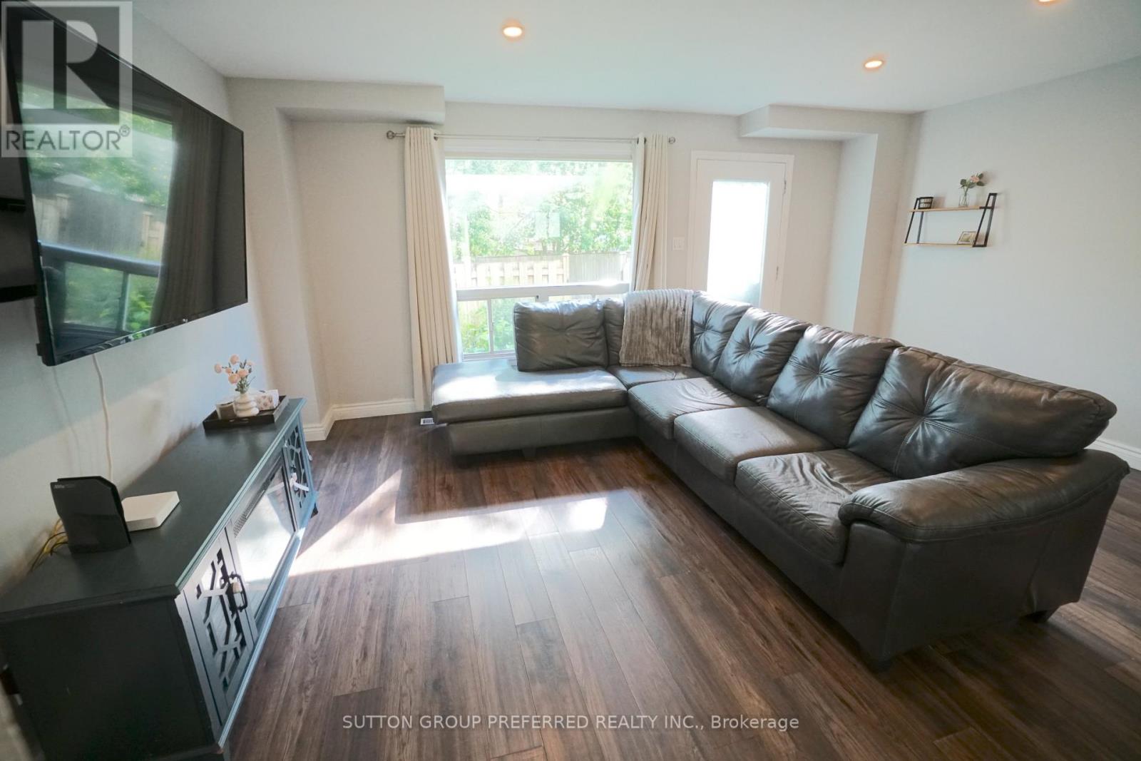 88 - 1600 Culver Drive, London East, Ontario  N5V 3H5 - Photo 5 - X12205965