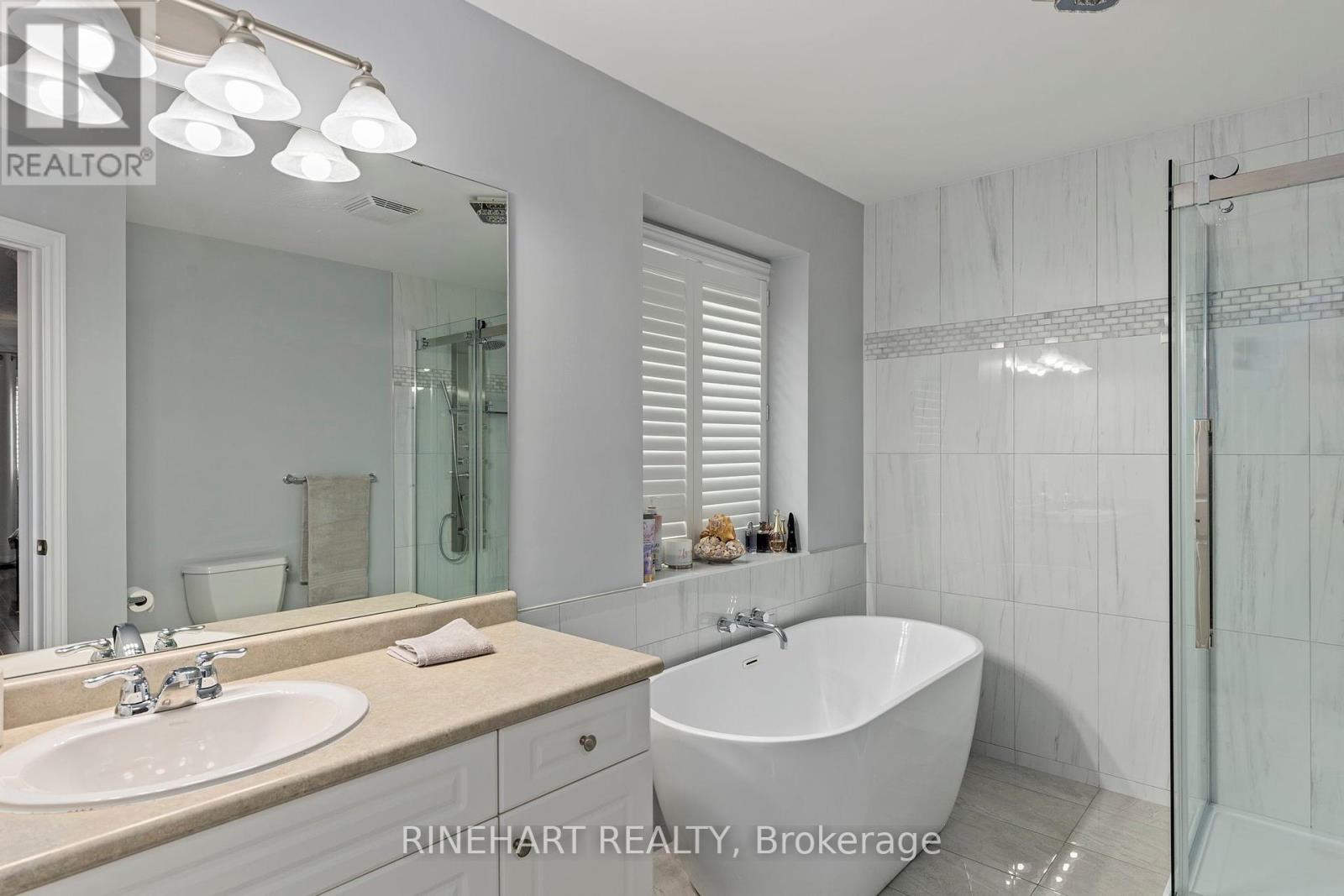 Photo 15 of 37 for 1152 Fogerty Street