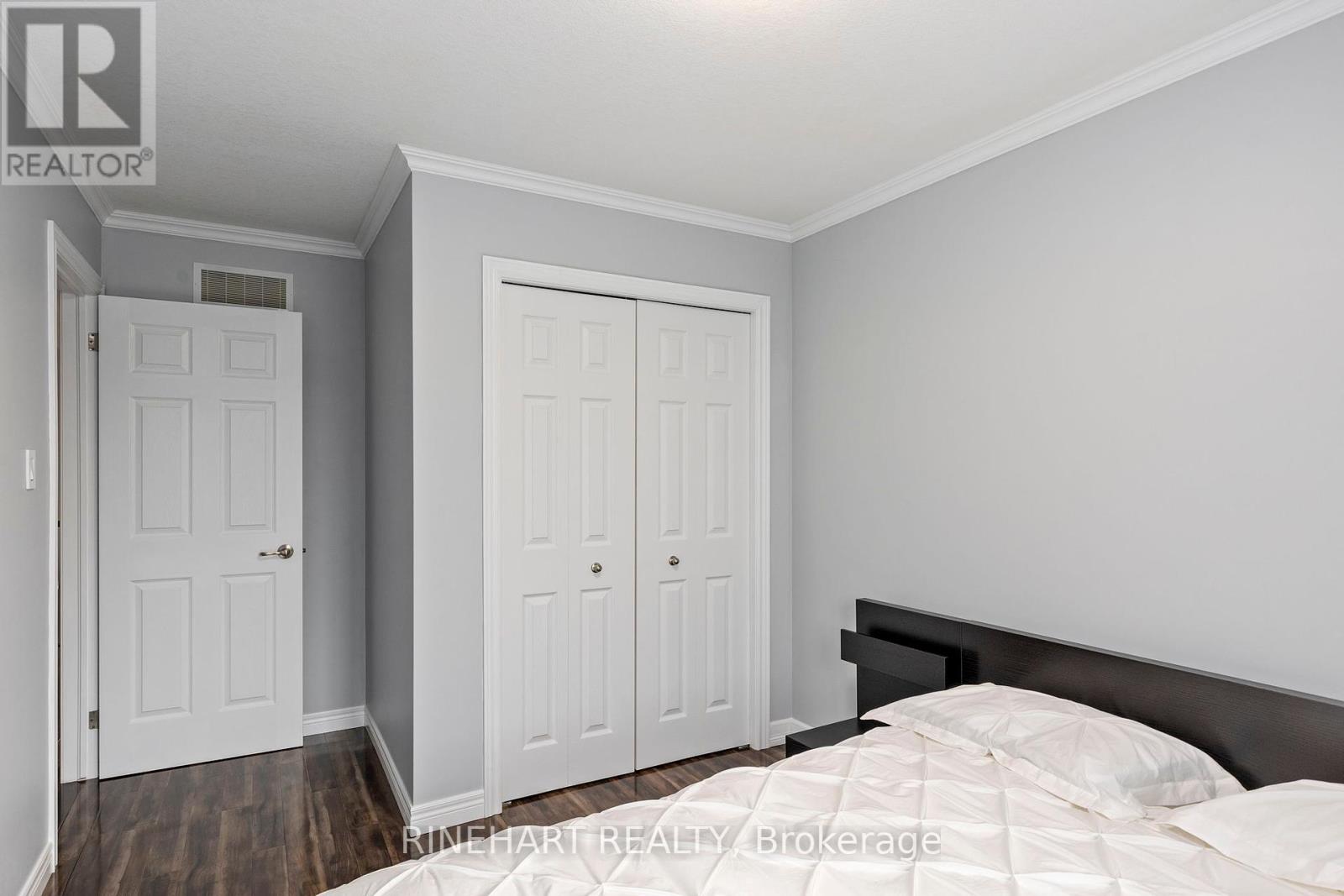 Photo 21 of 37 for 1152 Fogerty Street