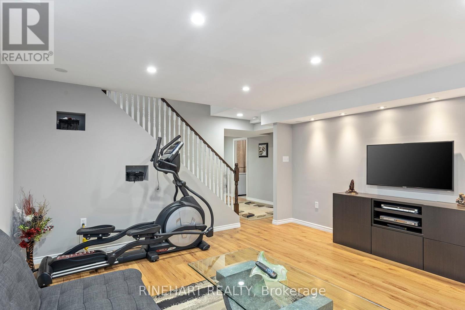Photo 24 of 37 for 1152 Fogerty Street