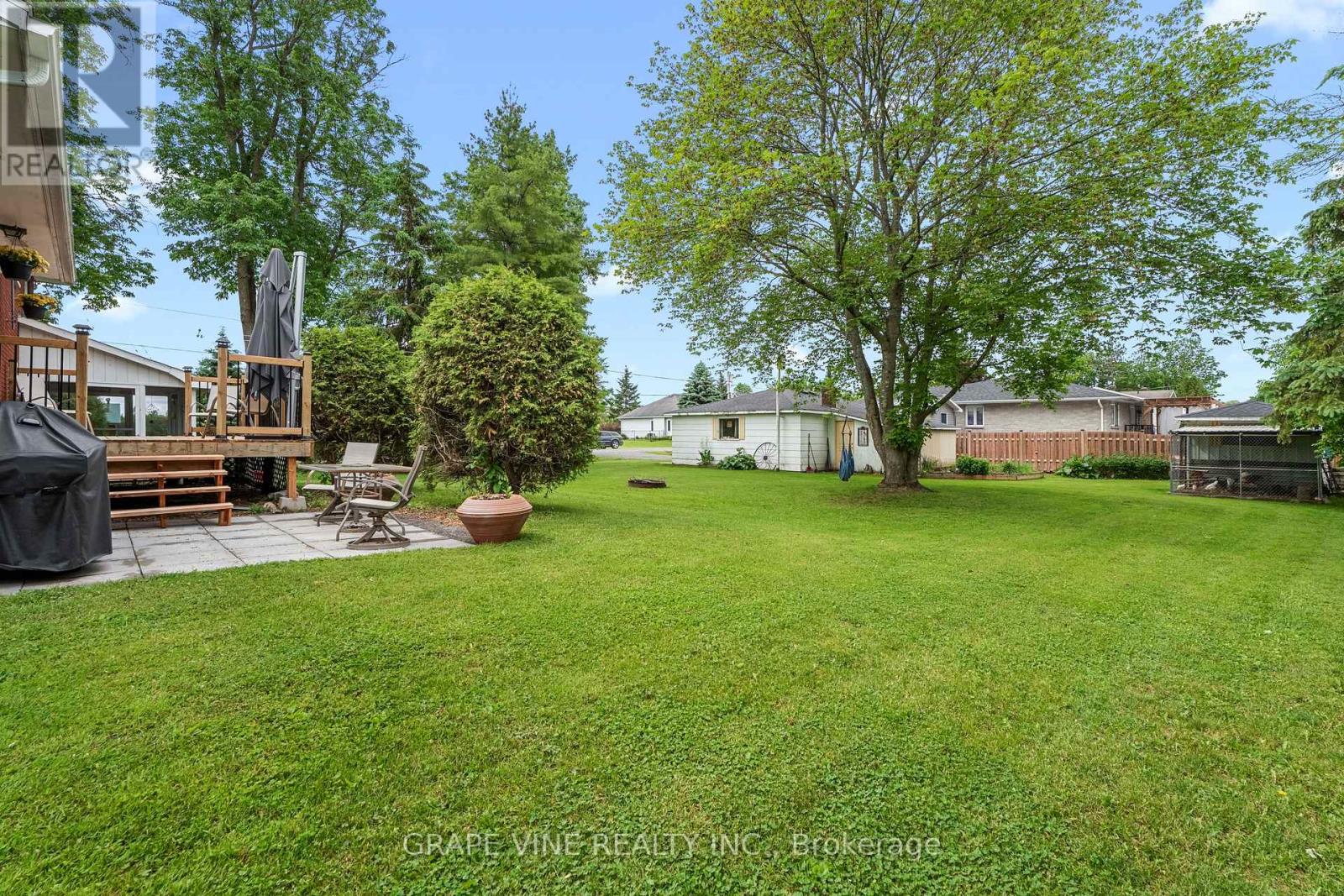 3698 Mcbean Street, Ottawa, Ontario  K0A 2Z0 - Photo 5 - X12206006