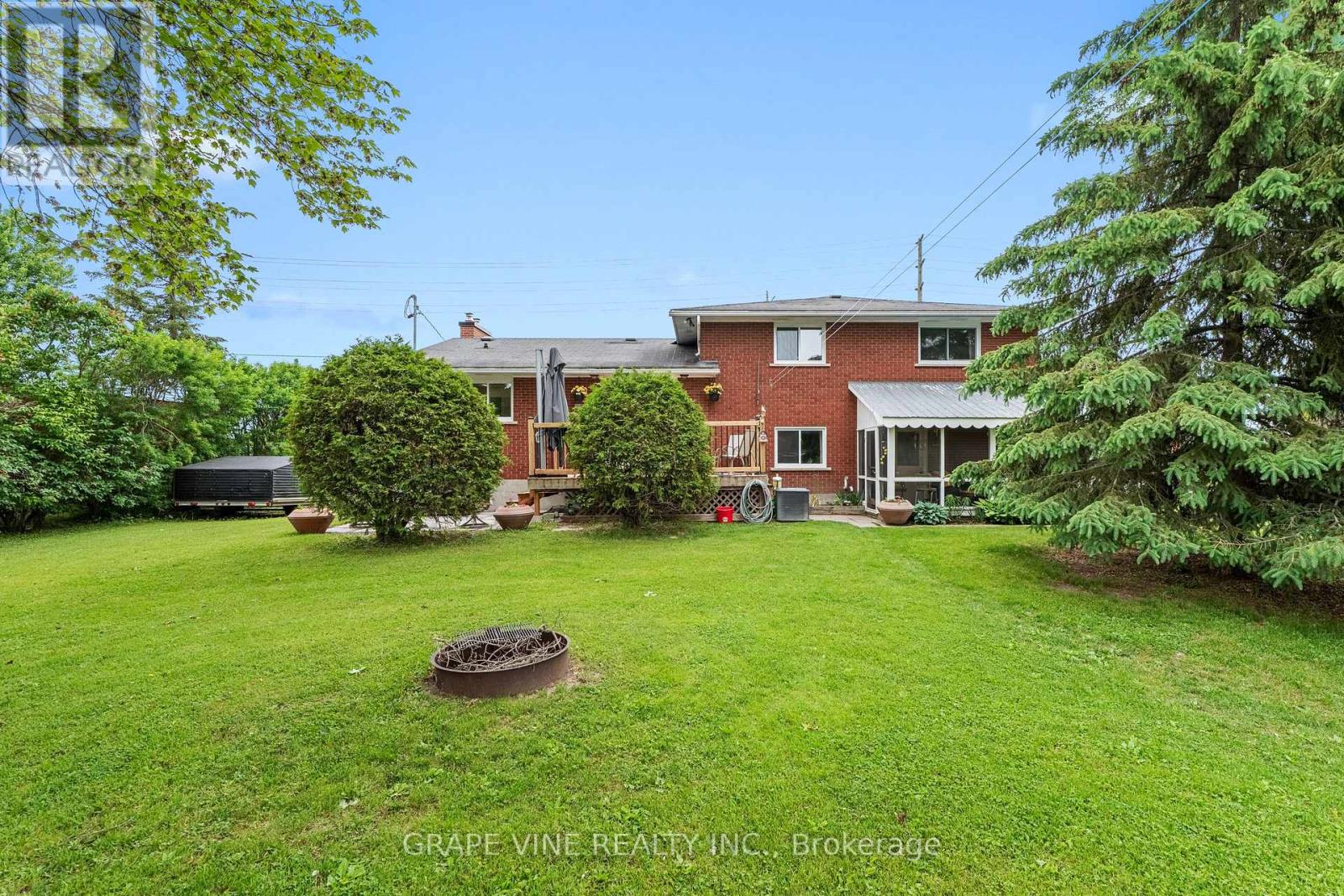 3698 Mcbean Street, Ottawa, Ontario  K0A 2Z0 - Photo 6 - X12206006