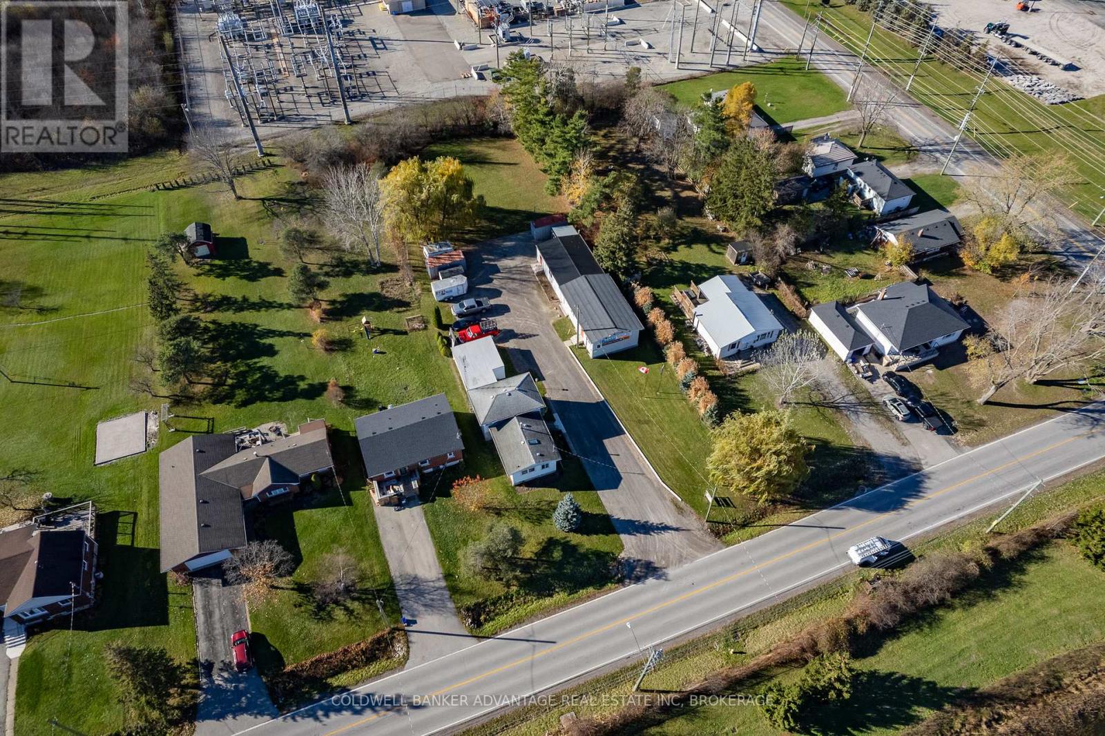 1563 Thompson Road, Fort Erie, Ontario  L2A 5M4 - Photo 10 - X12206010