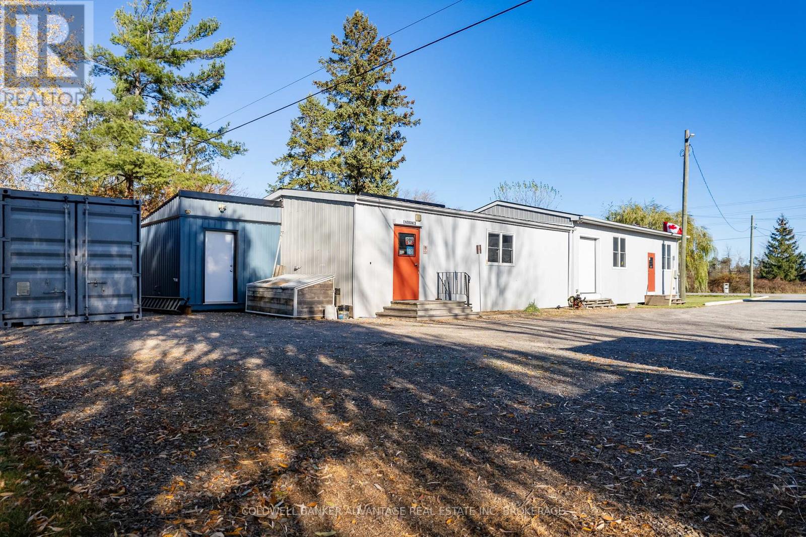 1563 Thompson Road, Fort Erie, Ontario  L2A 5M4 - Photo 36 - X12206010