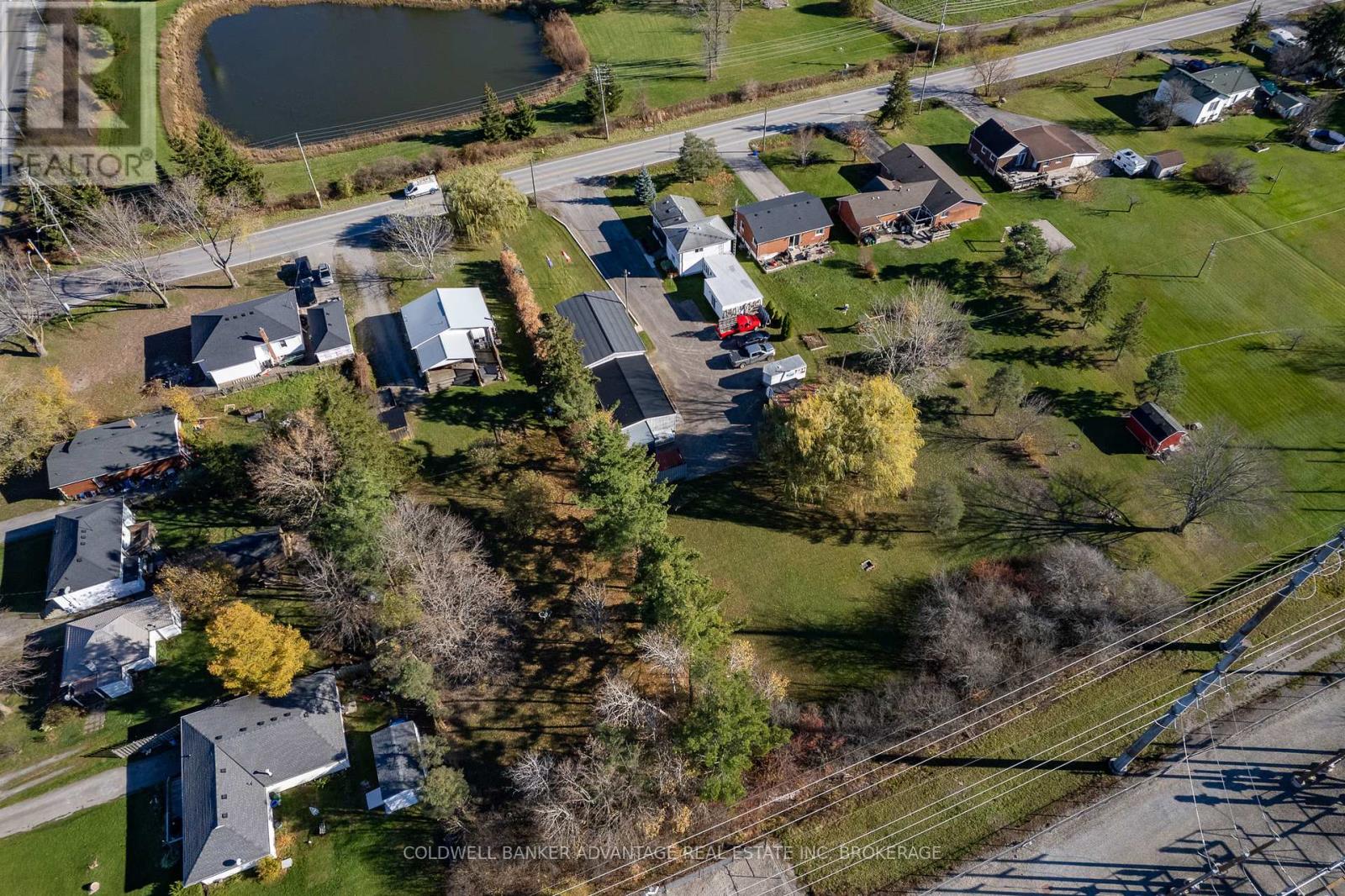 1563 Thompson Road, Fort Erie, Ontario  L2A 5M4 - Photo 8 - X12206010