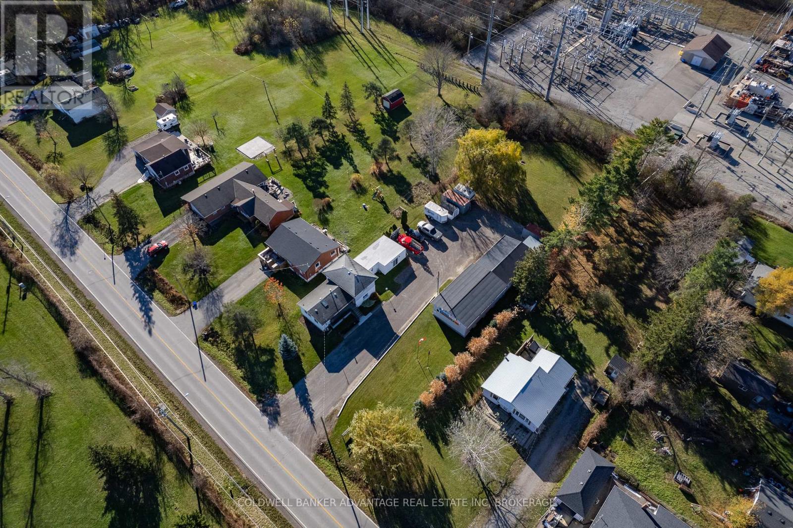 1563 Thompson Road, Fort Erie, Ontario  L2A 5M4 - Photo 9 - X12206010