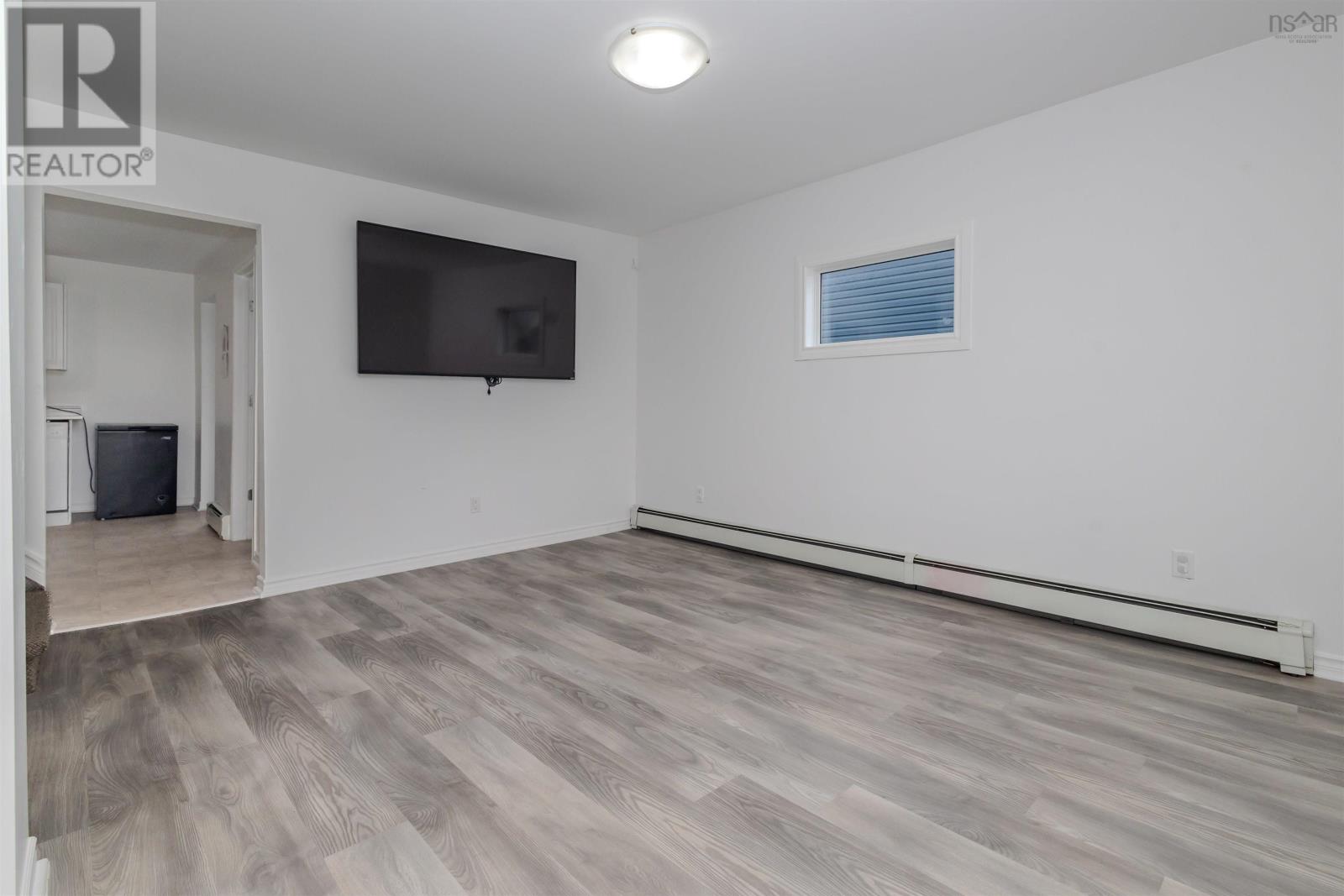 Property at 59 Davenport Road image 5