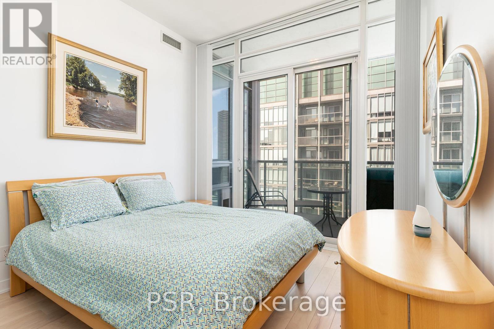 2906 - 88 Park Lawn Road, Toronto, Ontario  M8Y 0B5 - Photo 13 - W12203397