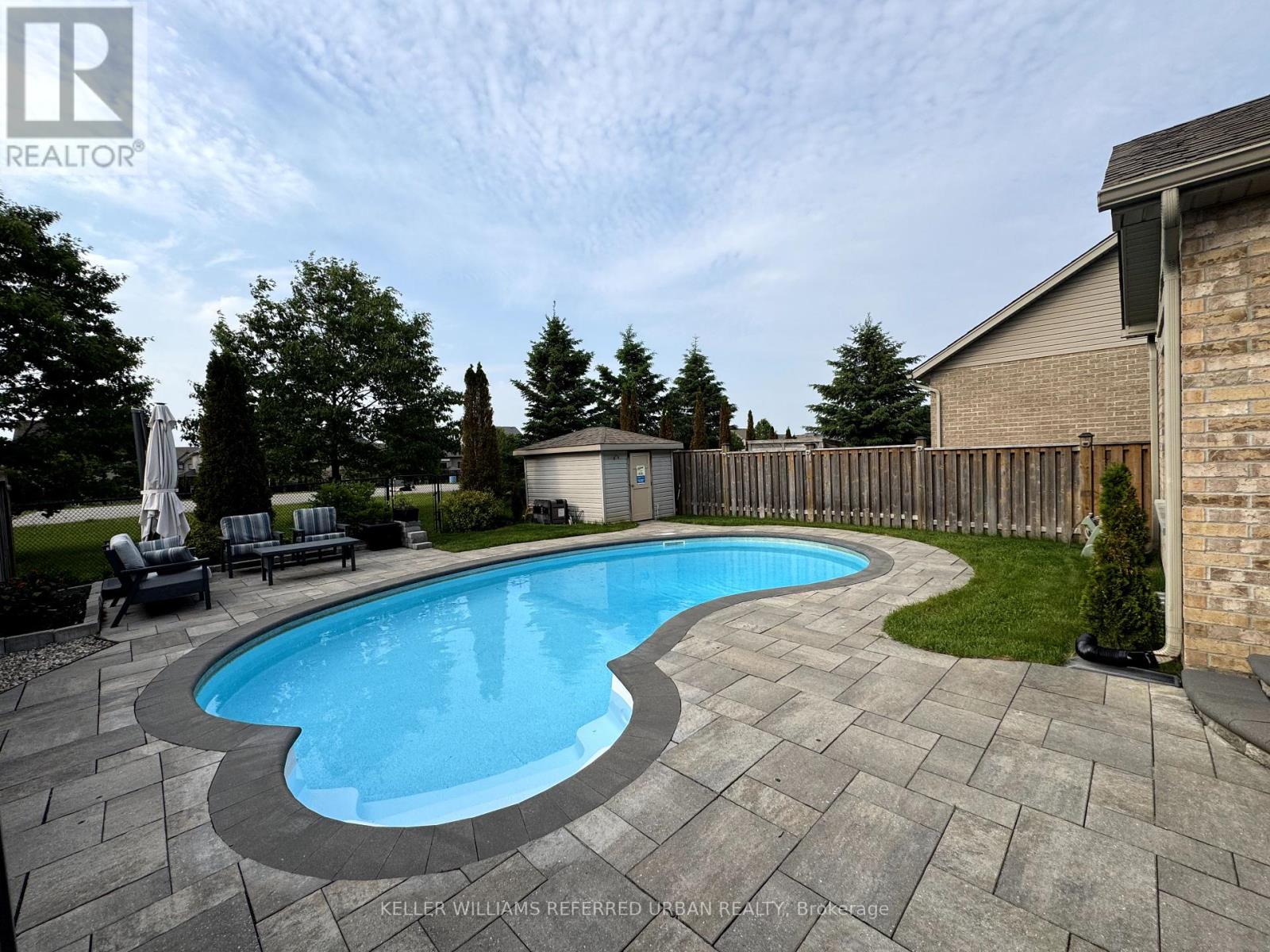 68 Mike Hart Drive, Essa, Ontario  L0M 1B5 - Photo 37 - N12182437