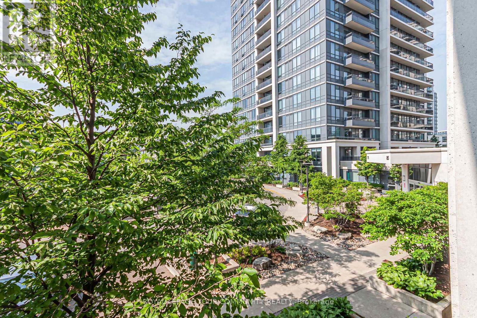 202 - 85 North Park Road, Vaughan (Beverley Glen), Ontario  L4J 0H9 - Photo 16 - N12086712