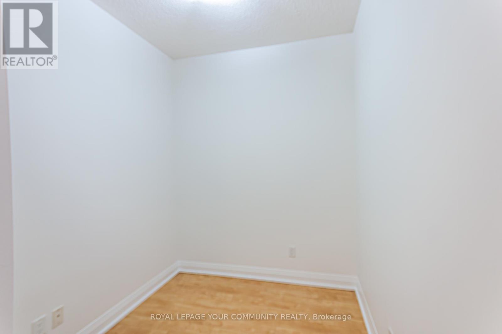 202 - 85 North Park Road, Vaughan (Beverley Glen), Ontario  L4J 0H9 - Photo 8 - N12086712