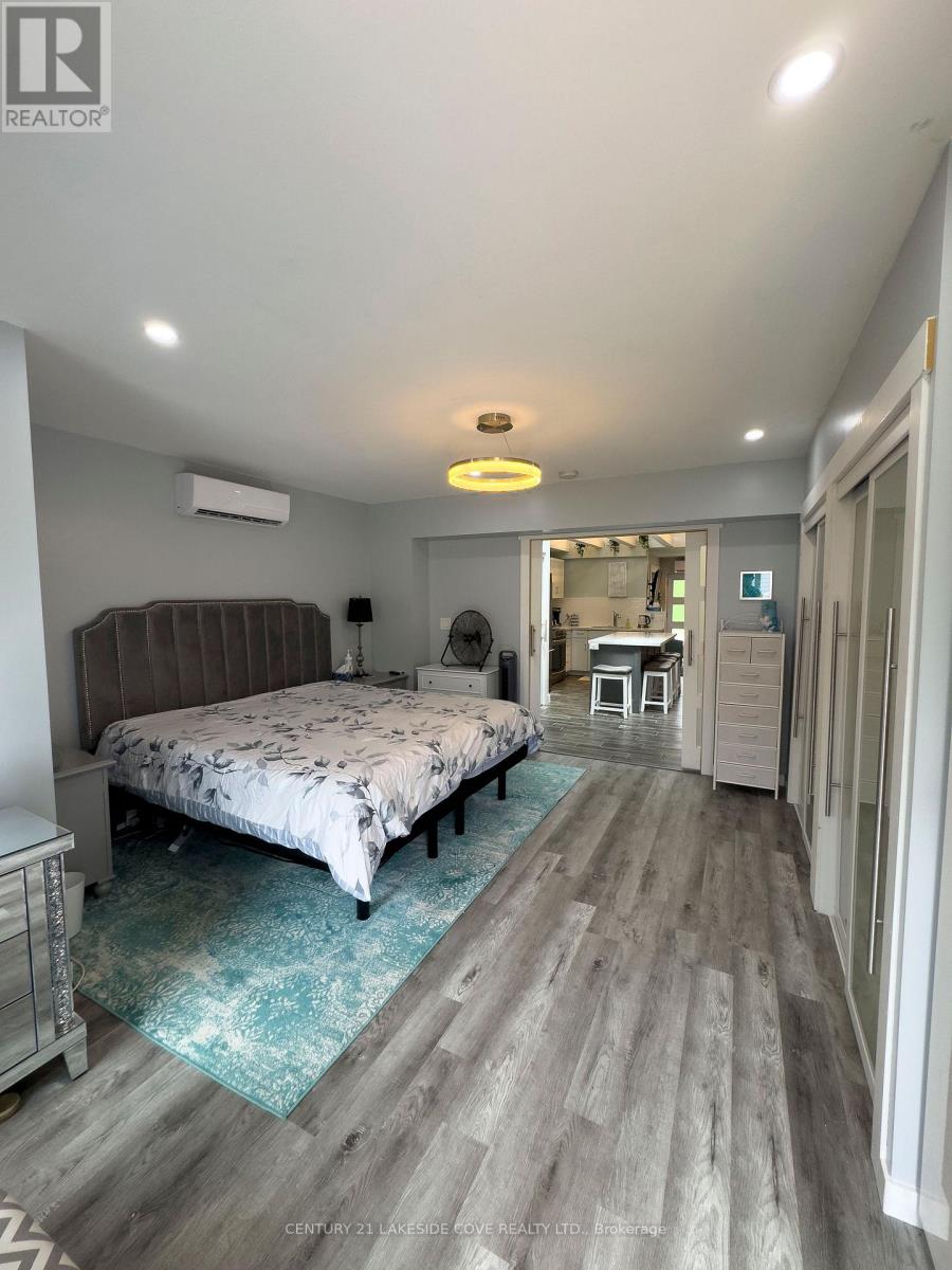 Unit 2 - 3 Paradise Boulevard, Ramara, Ontario  L0K 1B0 - Photo 20 - S12121332