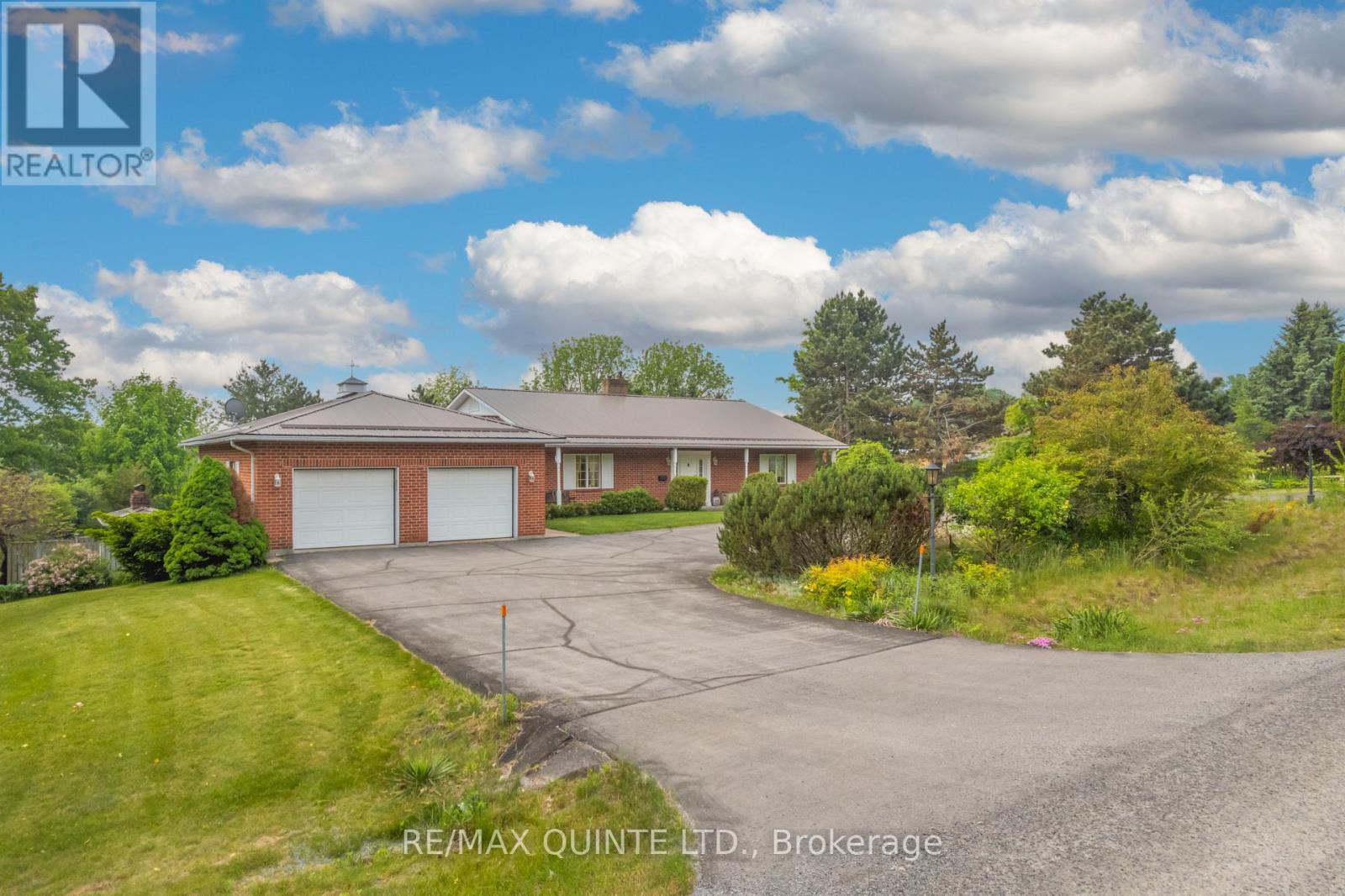 55 Oakridge Drive, Brighton, Ontario  K0K 1H0 - Photo 3 - X12206023