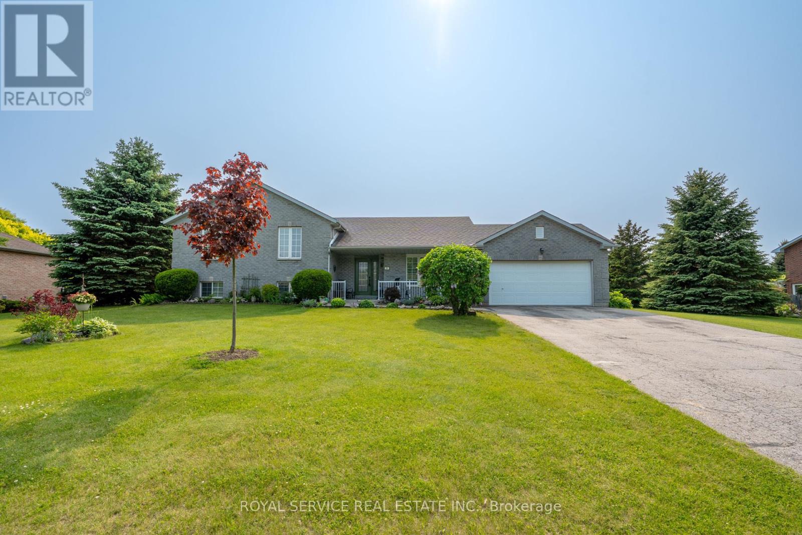8 THERESA STREET, cobourg, Ontario