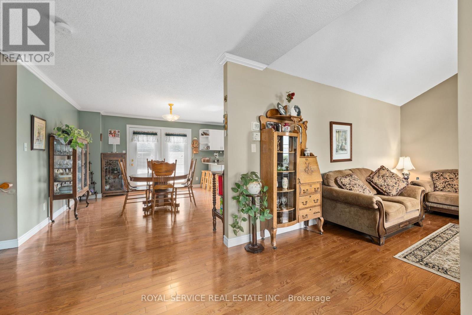 8 Theresa Street, Cobourg, Ontario  K9A 0Y1 - Photo 15 - X12206069