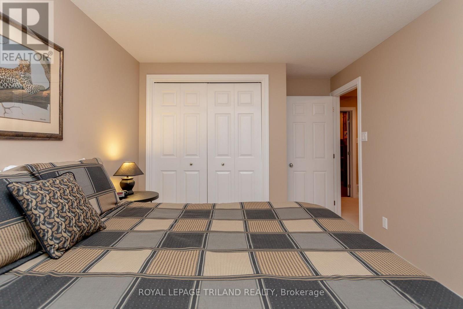 53 Augusta Crescent, St. Thomas, Ontario  N5R 6K1 - Photo 36 - X12206041