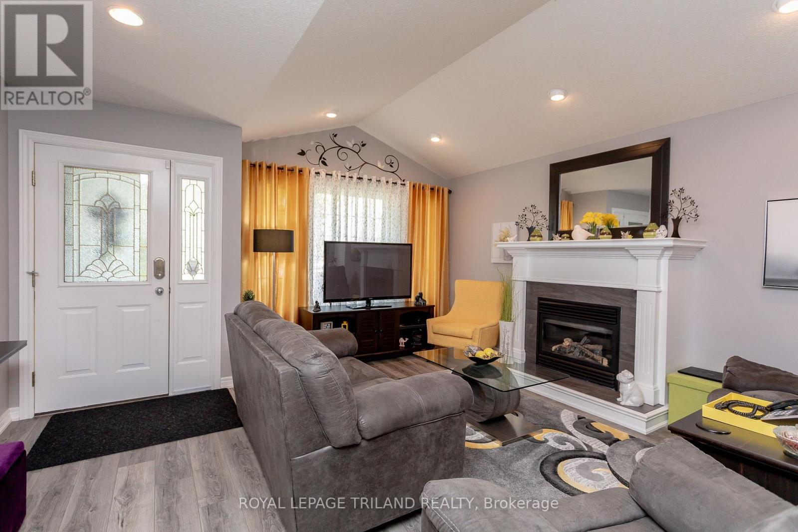 53 Augusta Crescent, St. Thomas, Ontario  N5R 6K1 - Photo 8 - X12206041