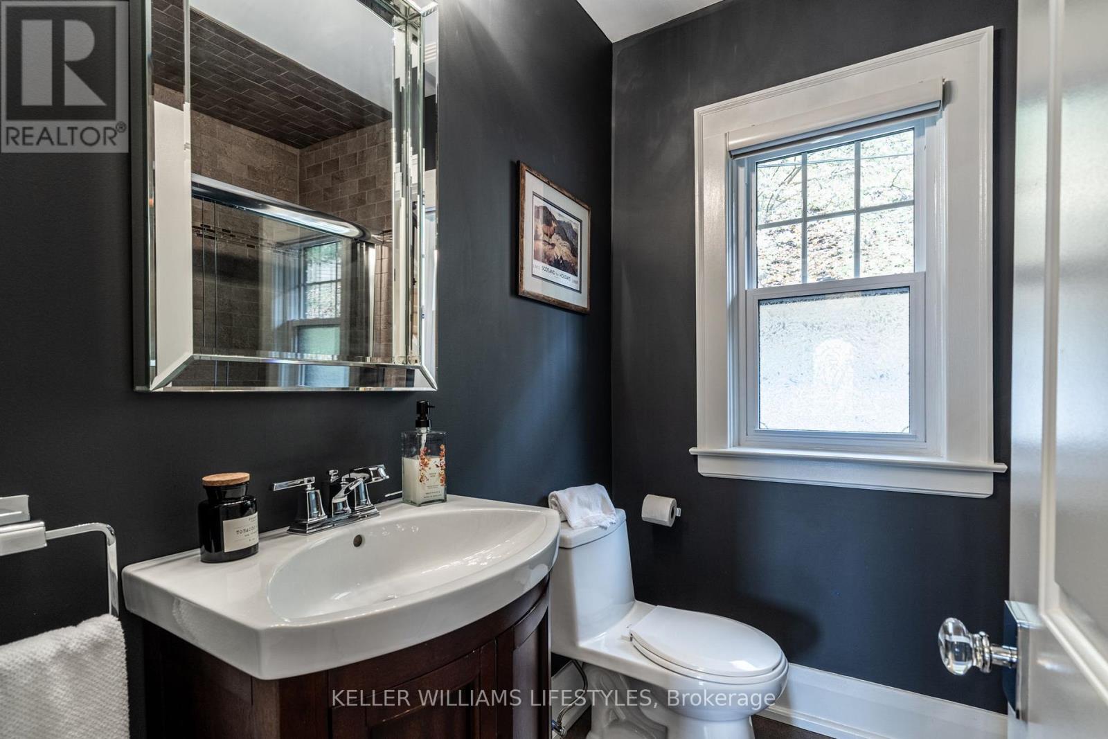 Photo 16 of 48 for 451 Westmount Drive