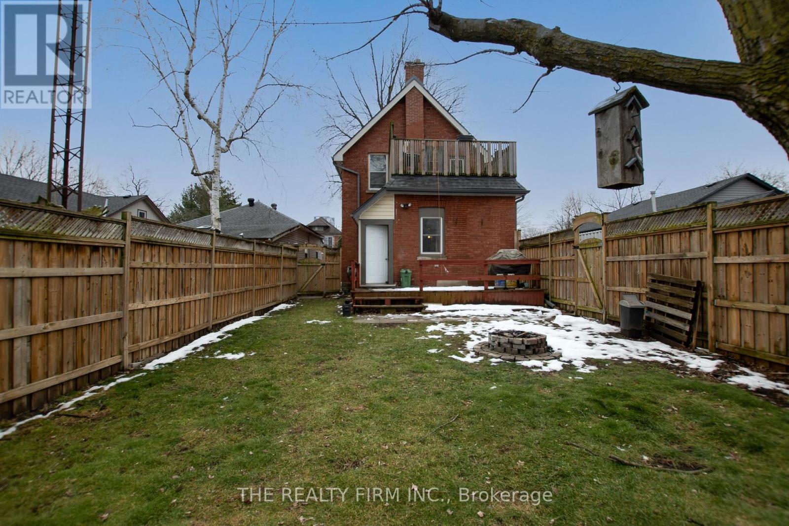 Photo 38 of 40 for 666 Lorne Avenue