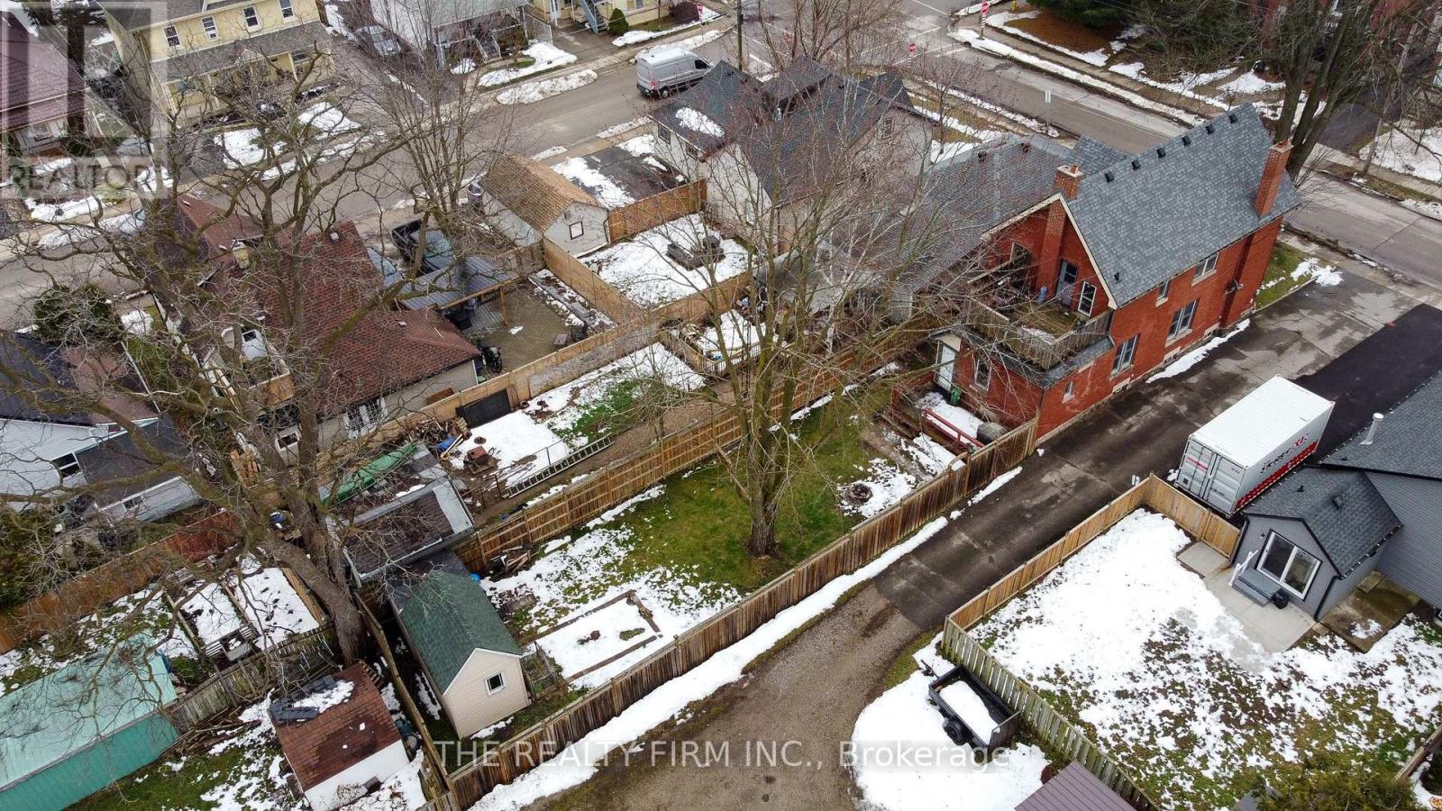 Photo 39 of 40 for 666 Lorne Avenue