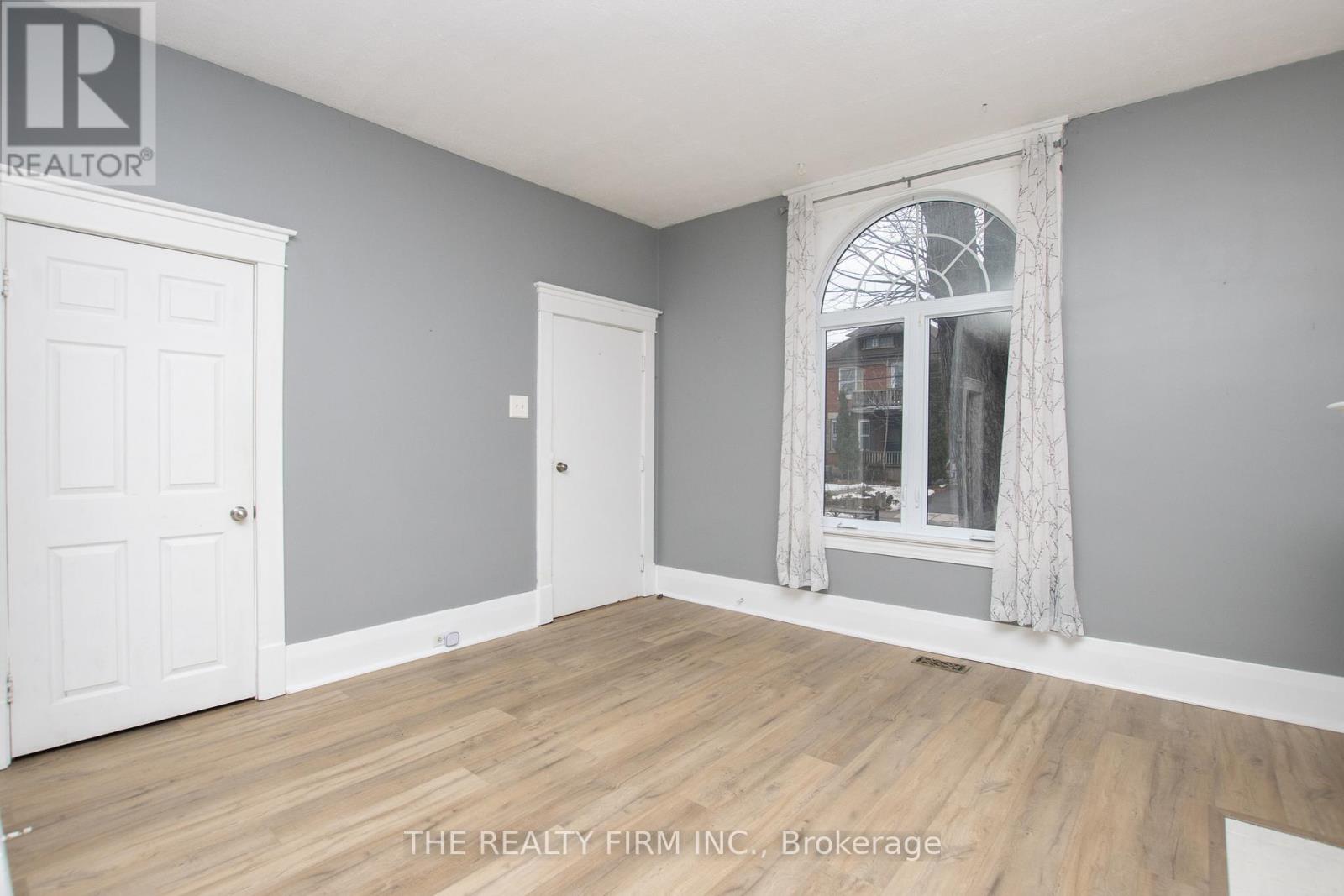666 Lorne Avenue, London East, Ontario  N5W 3K5 - Photo 2 - X12206087