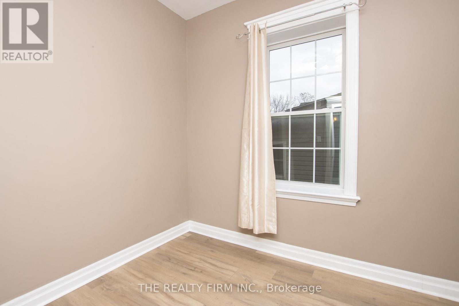 666 Lorne Avenue, London East, Ontario  N5W 3K5 - Photo 9 - X12206087