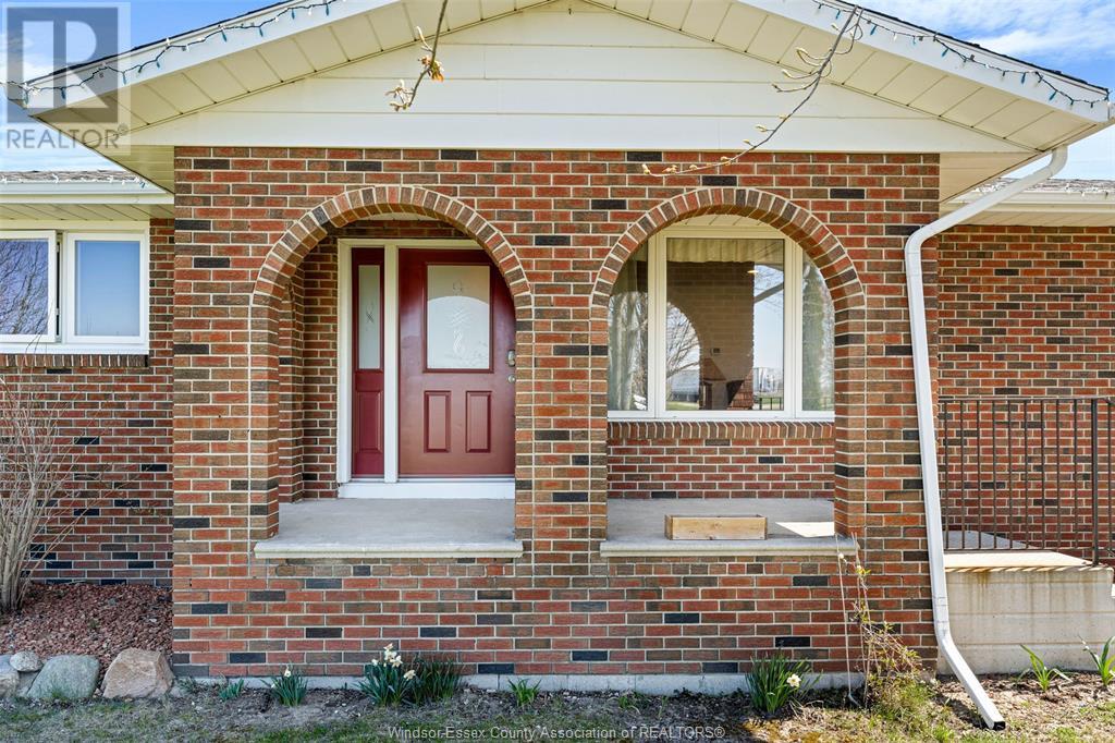 278 County Rd 27 East, Kingsville, Ontario  N0R 1B0 - Photo 4 - 25014039