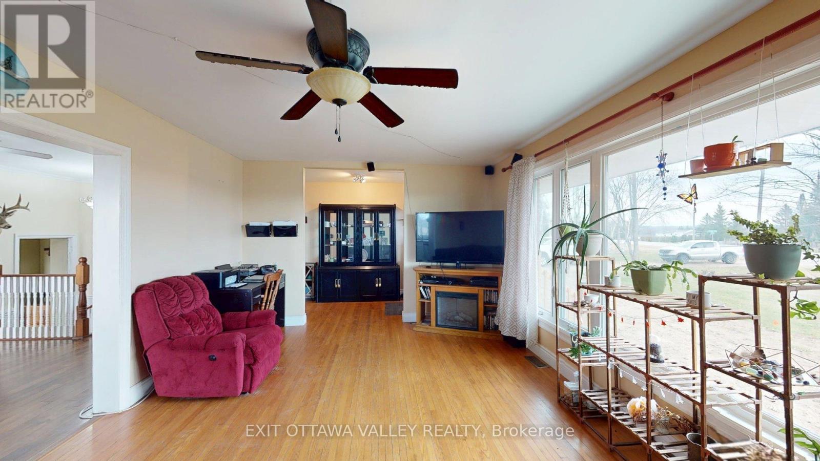 2047 Lapasse Road, Whitewater Region, Ontario  K0J 1C0 - Photo 5 - X12107047