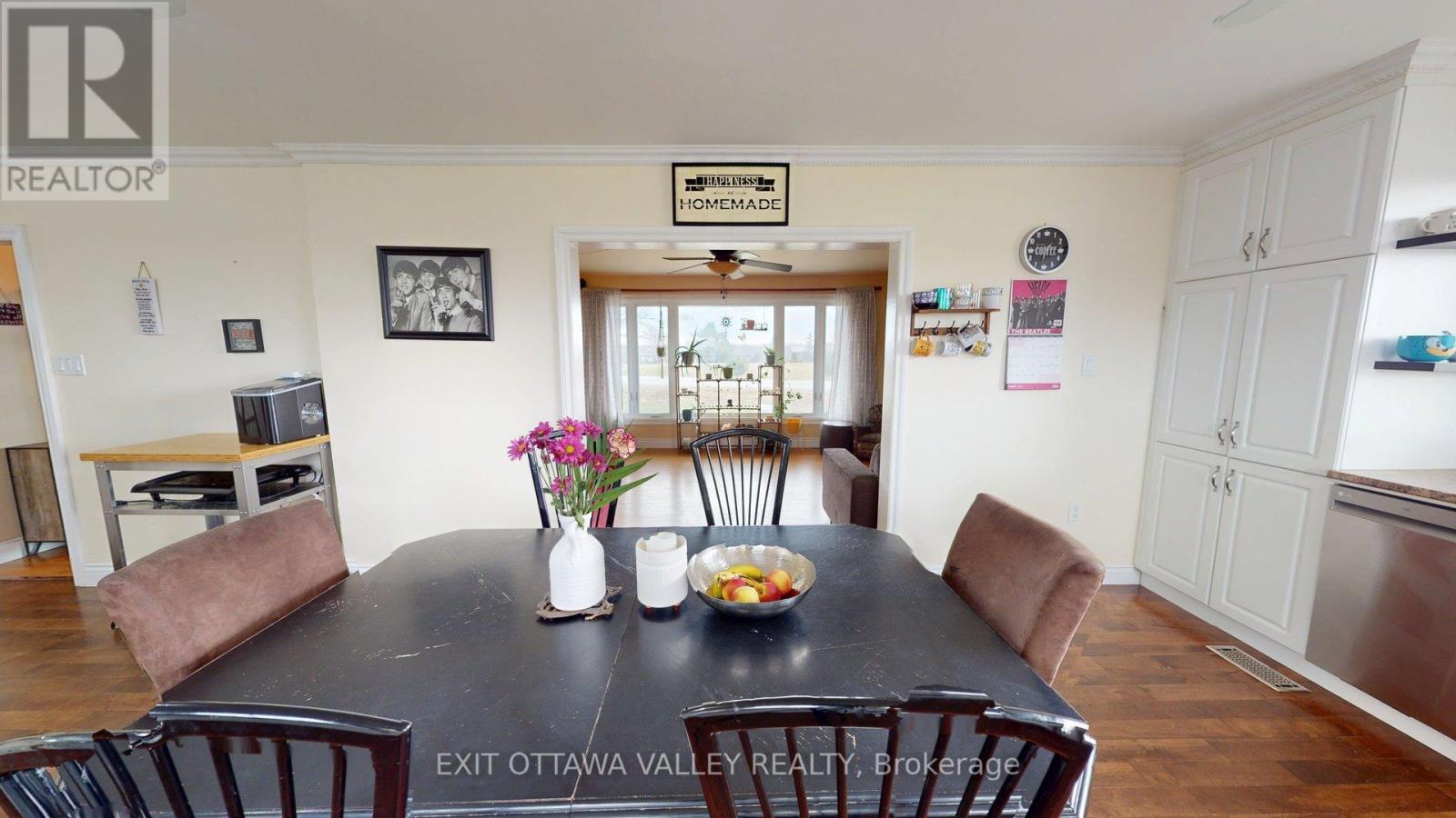 2047 Lapasse Road, Whitewater Region, Ontario  K0J 1C0 - Photo 9 - X12107047