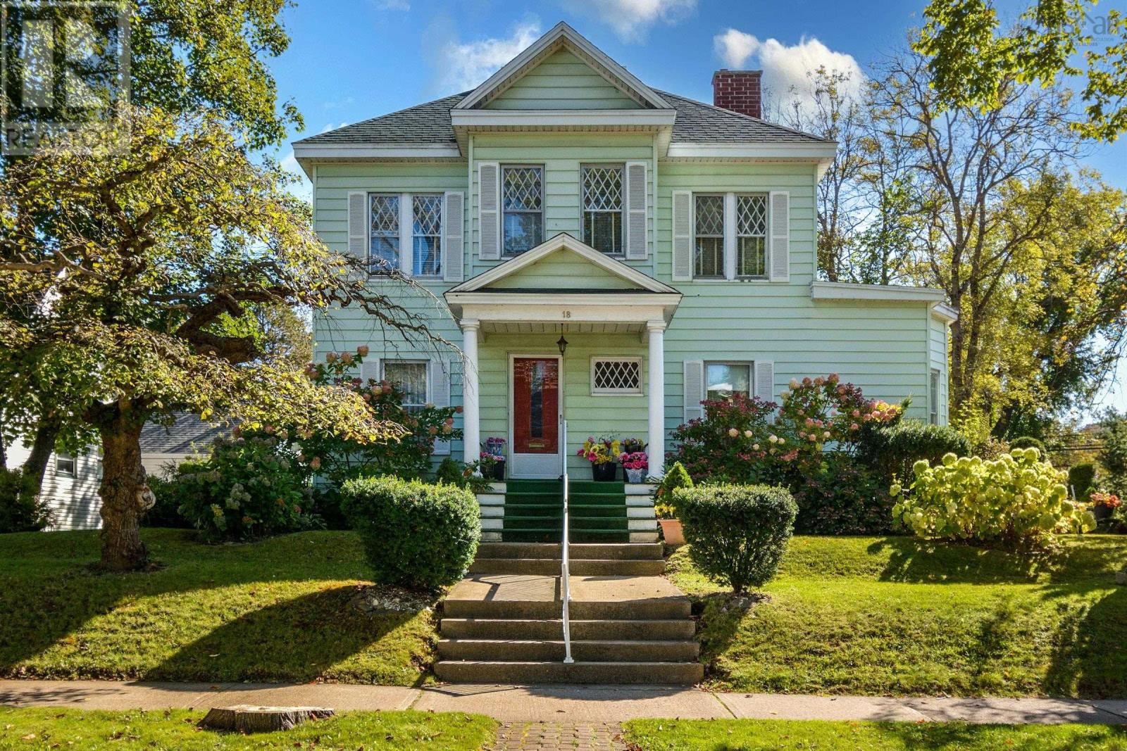Property at 18 Park Street image 1