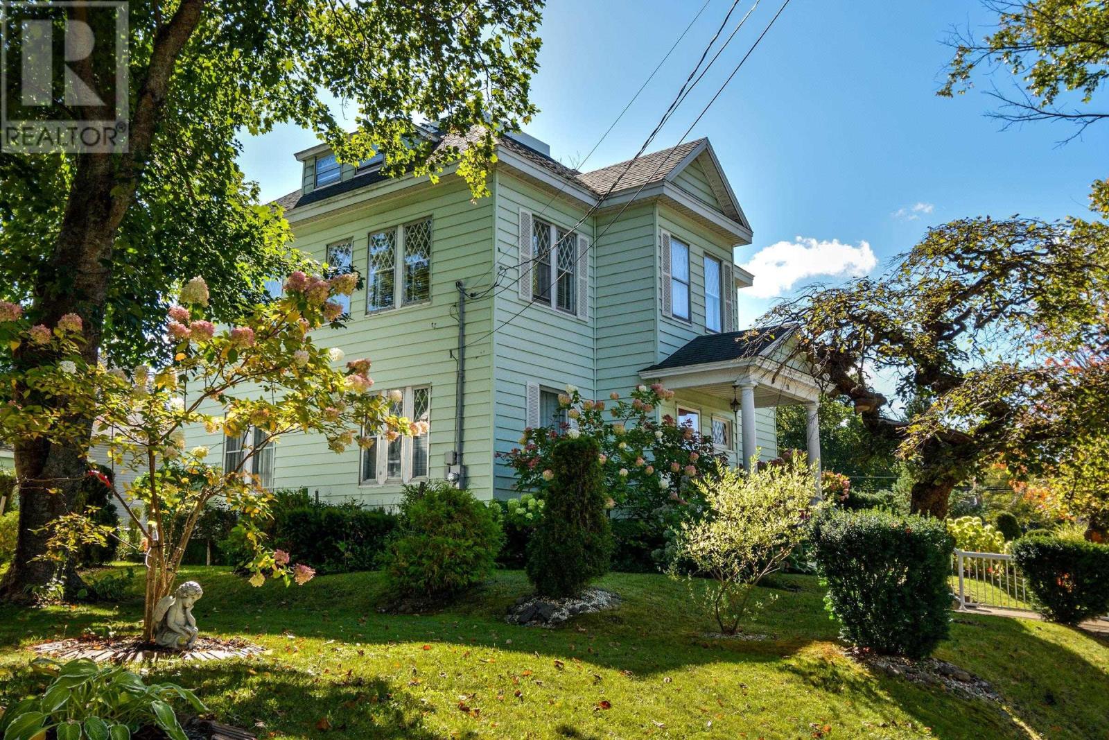 Property at 18 Park Street image 3