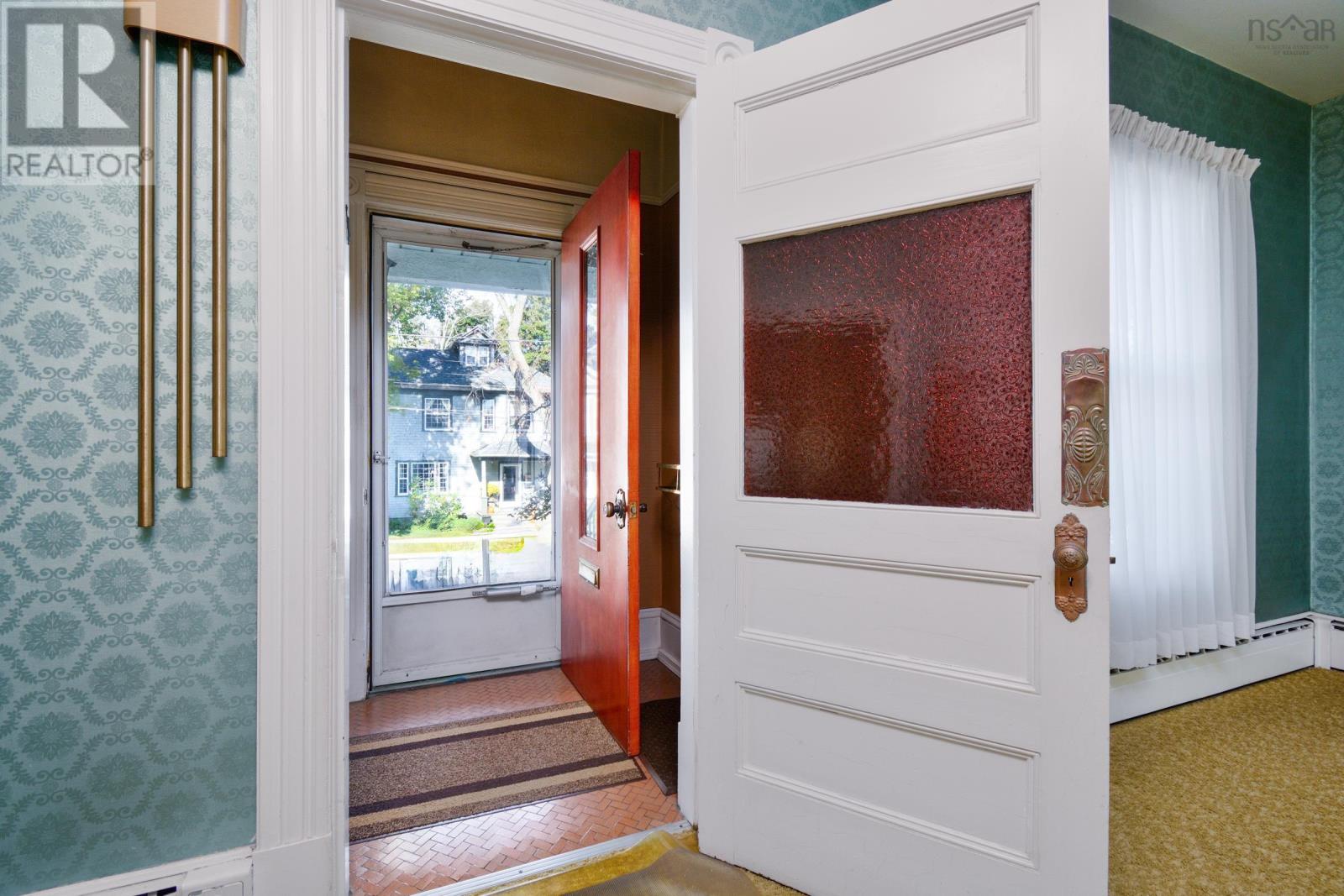 Property at 18 Park Street image 5