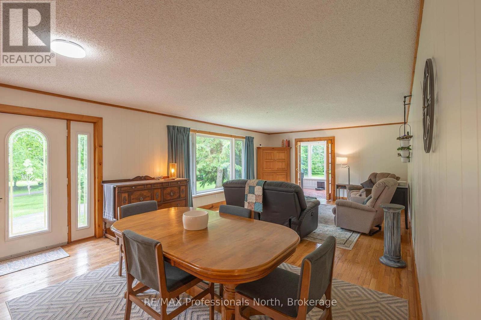 1006 Tennyson Road, Minden Hills, Ontario  K0M 2K0 - Photo 35 - X12206061