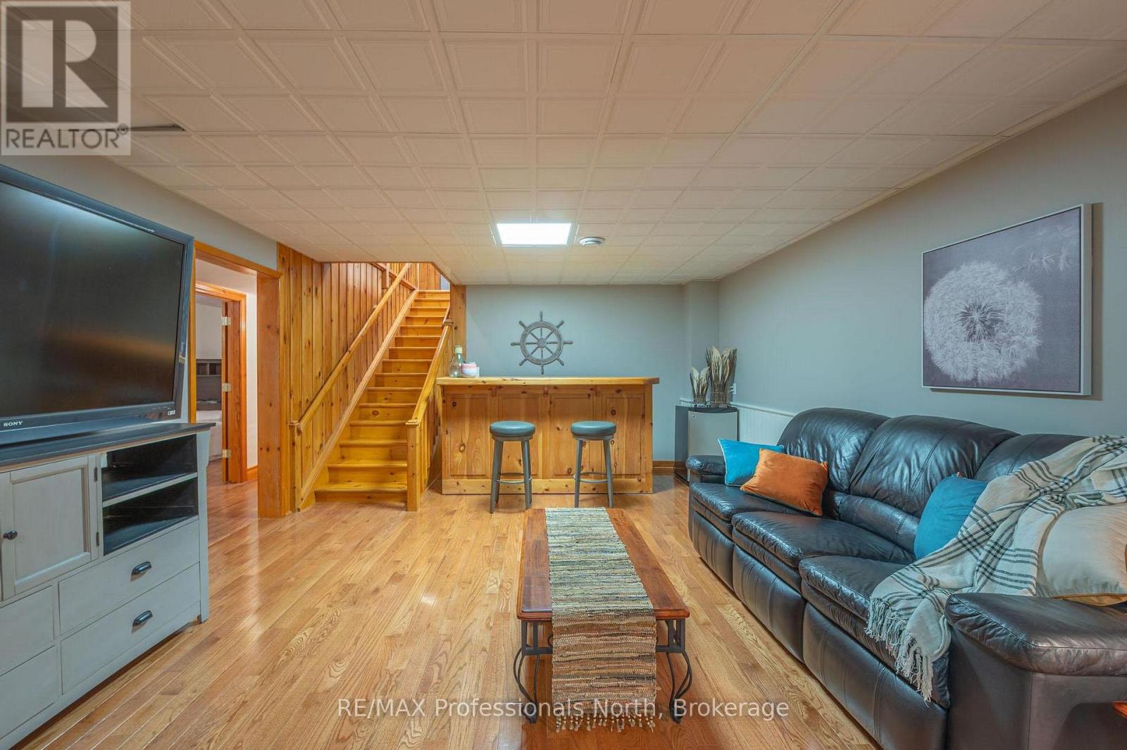 1006 Tennyson Road, Minden Hills, Ontario  K0M 2K0 - Photo 44 - X12206061