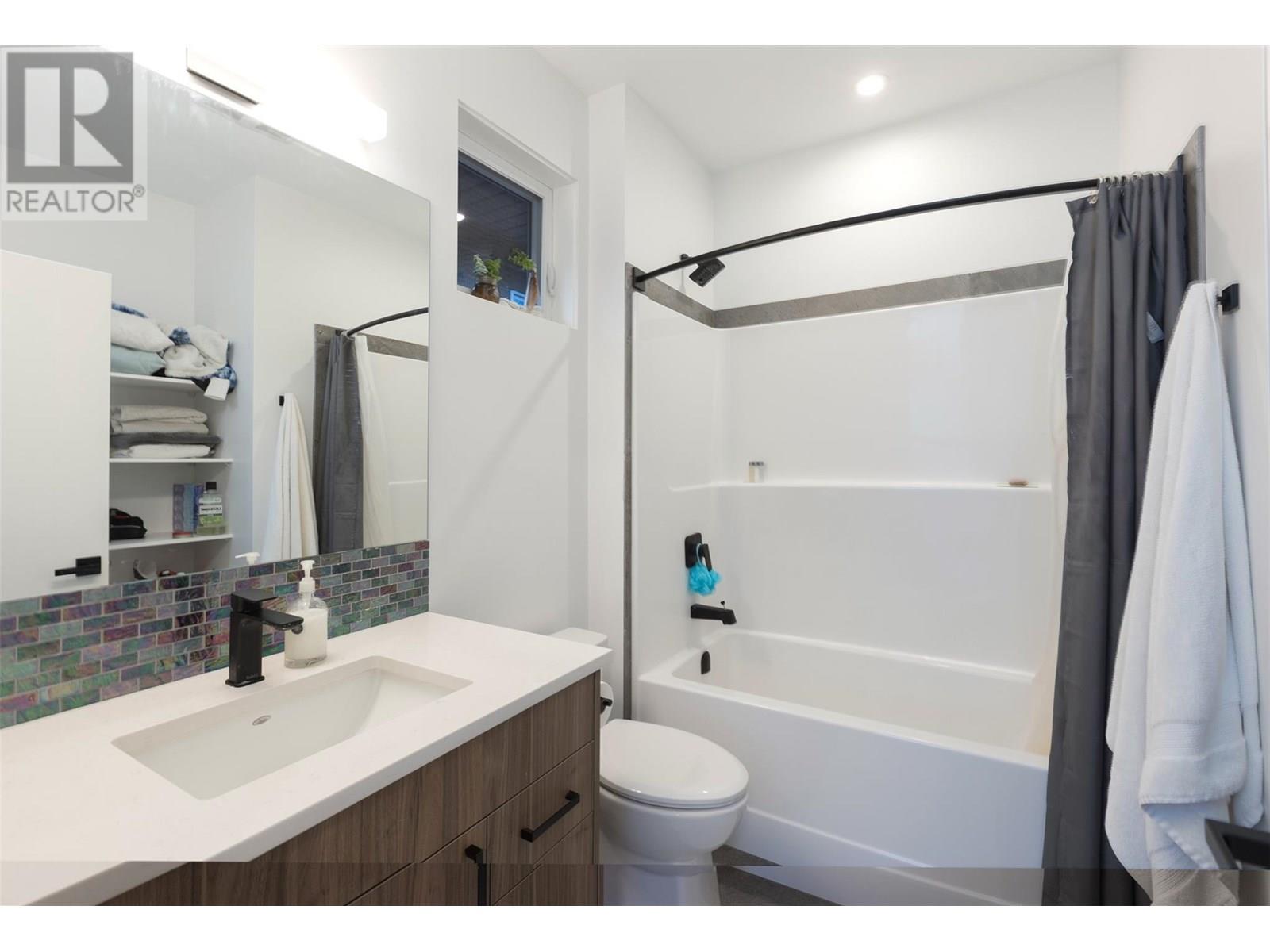 254 Summer Wood Drive, Kelowna, British Columbia  V1V 0C9 - Photo 34 - 10339937