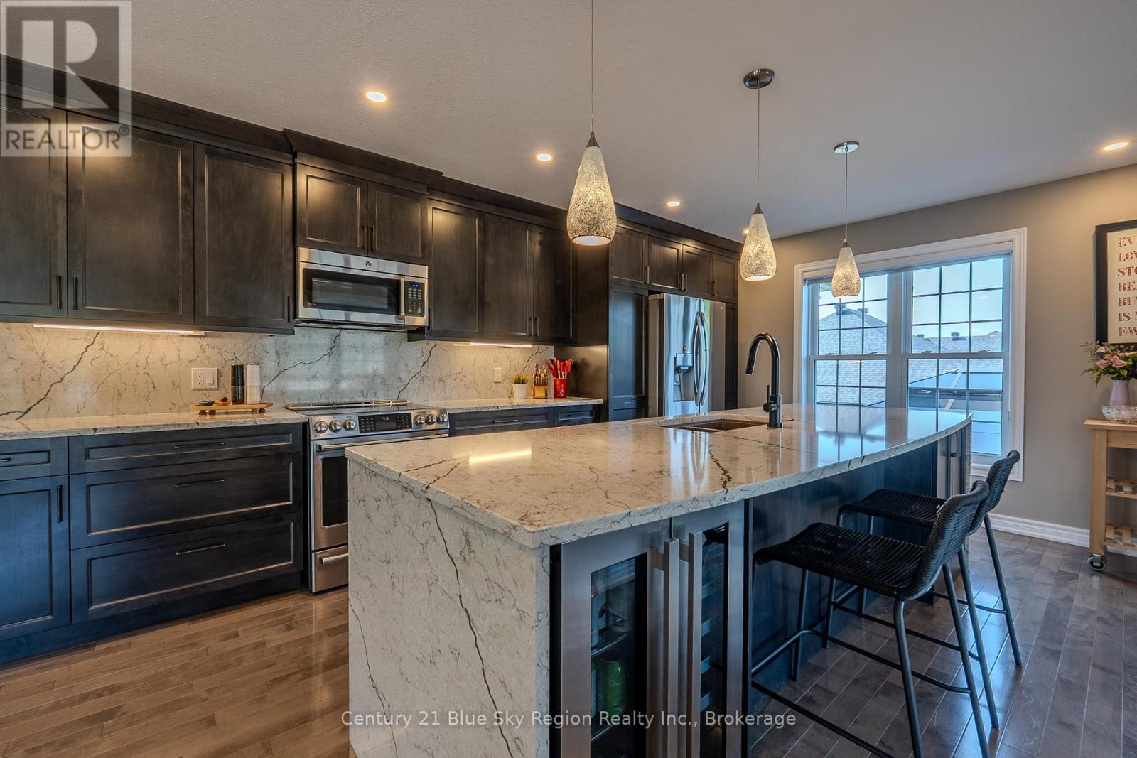 22 Mapleridge Drive, North Bay, Ontario  P1C 0B5 - Photo 8 - X12206071