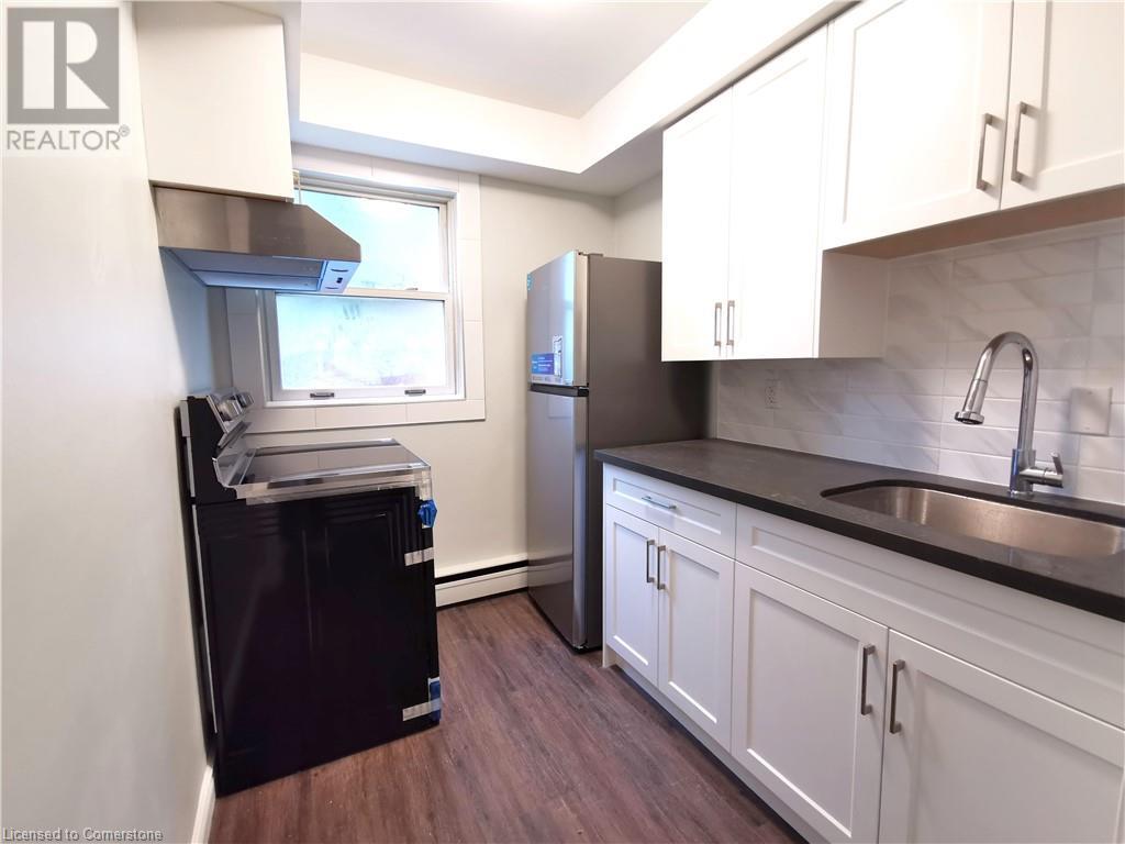181 N Queen Street N, Kitchener, Ontario N2H 2H8 - Photo 12 - 40738884