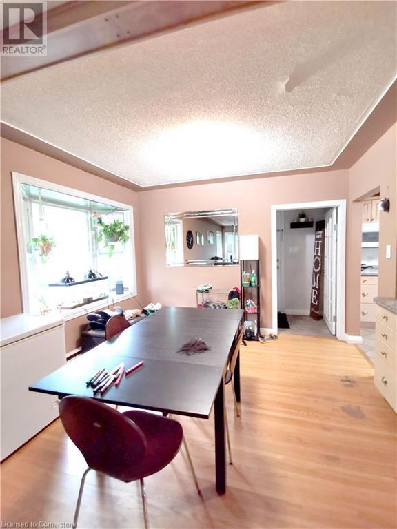 181 N Queen Street N, Kitchener, Ontario N2H 2H8 - Photo 4 - 40738884