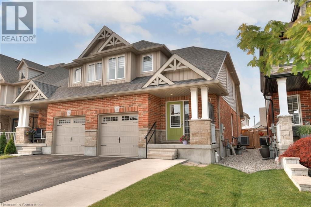Property at 350 FINORO Crescent image 3